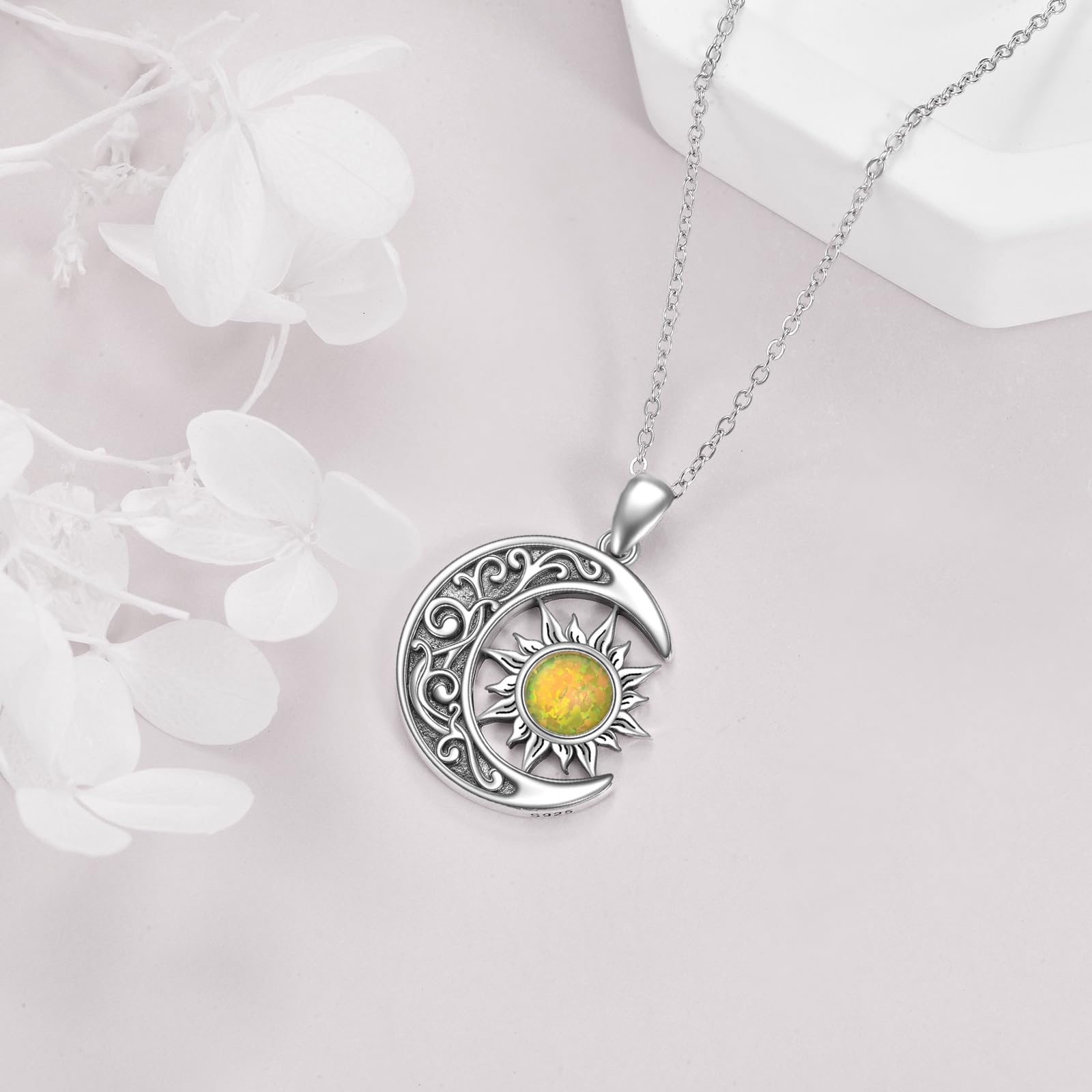 VONALA Collana con sole e luna, in argento Sterling placcato oro, con luna e stella, gioiello regalo per donne, ragazze e adolescenti
