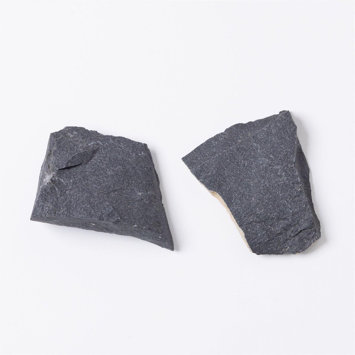 石 サヌカイト 讃岐石 カンカン石 石器材料 標本 500gセット