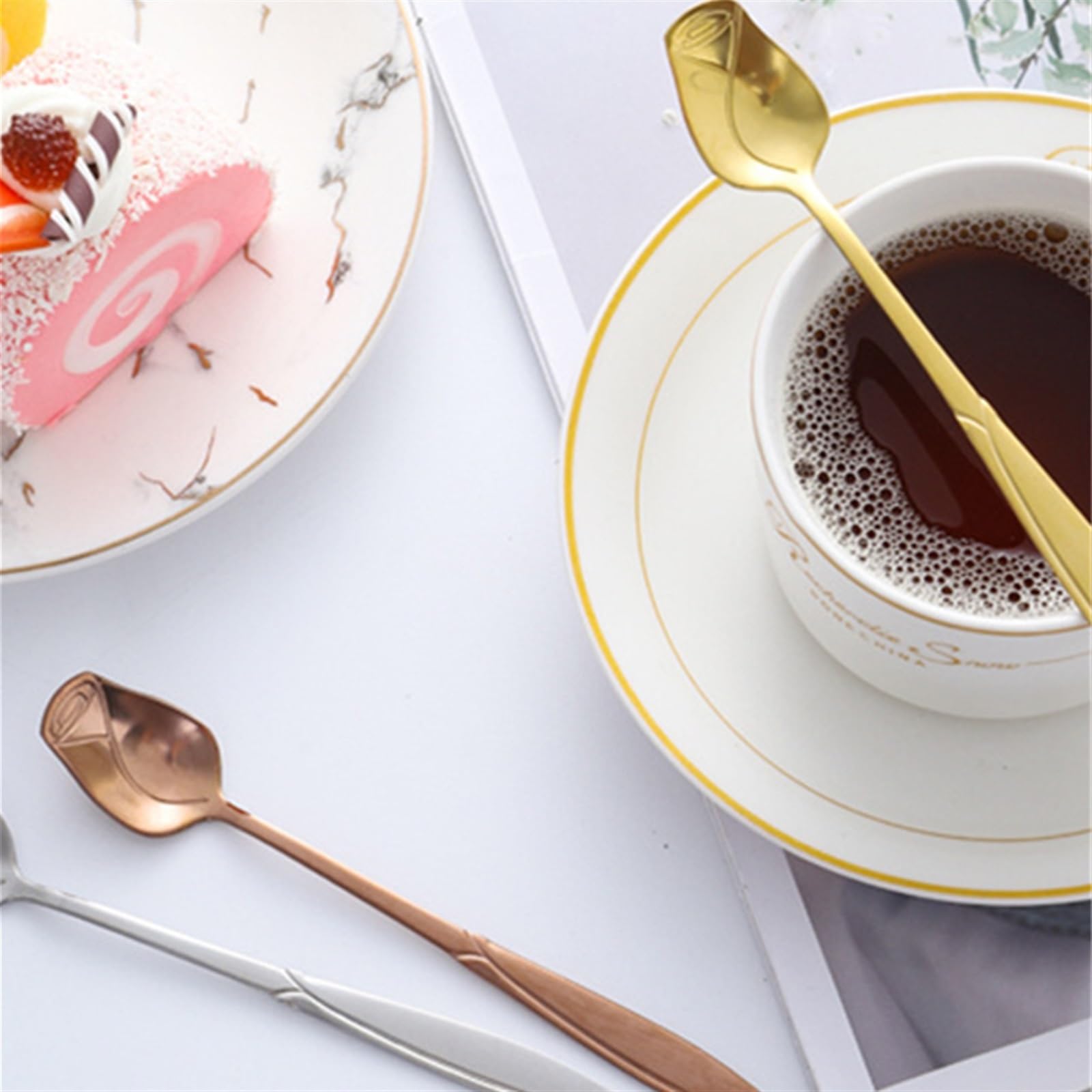 JINGYAN Cuillères à café Long Handle Coffee Spoon Dessert Ice Cream Tableware(Silver)