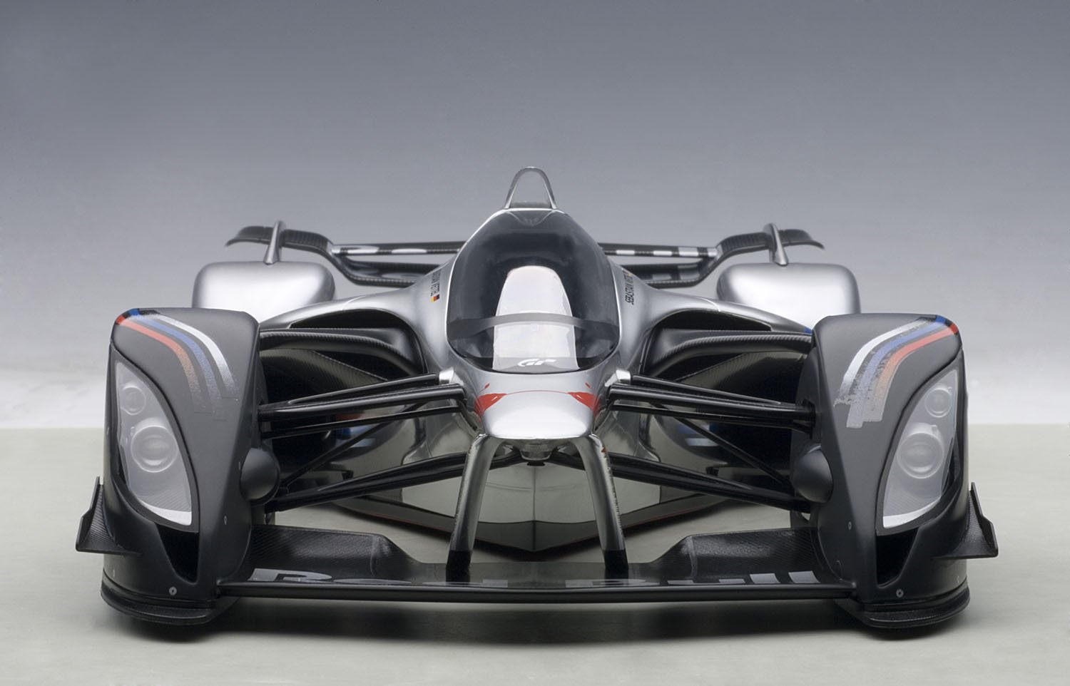 Amazon | AUTOart 1/18 レッドブル X2014 ファンカー (ハイパー