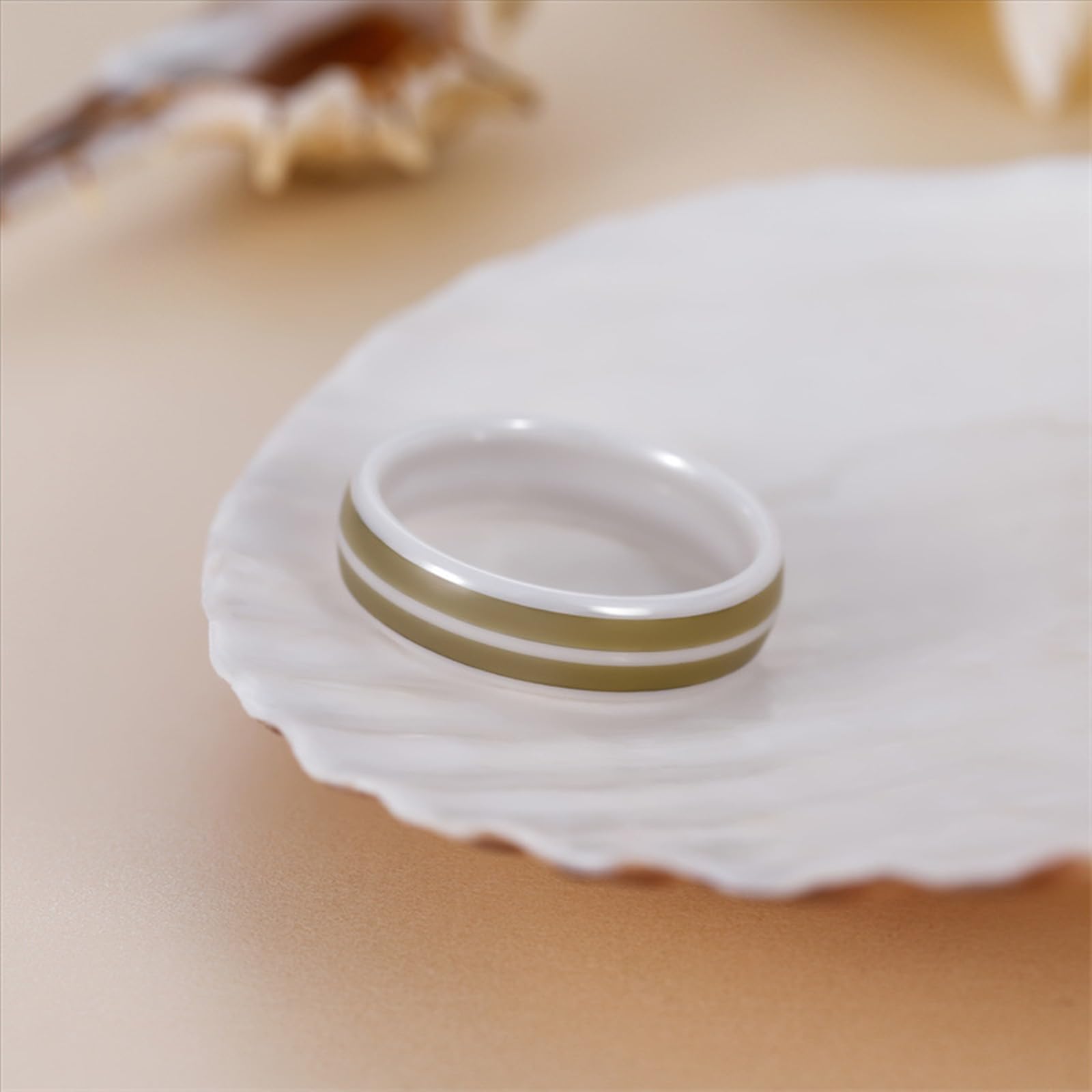 Anillo para mujer y hombre, cerámica, anillo de boda, compromiso, grano de madera, resina epoxi doble de 6 mm, ancho