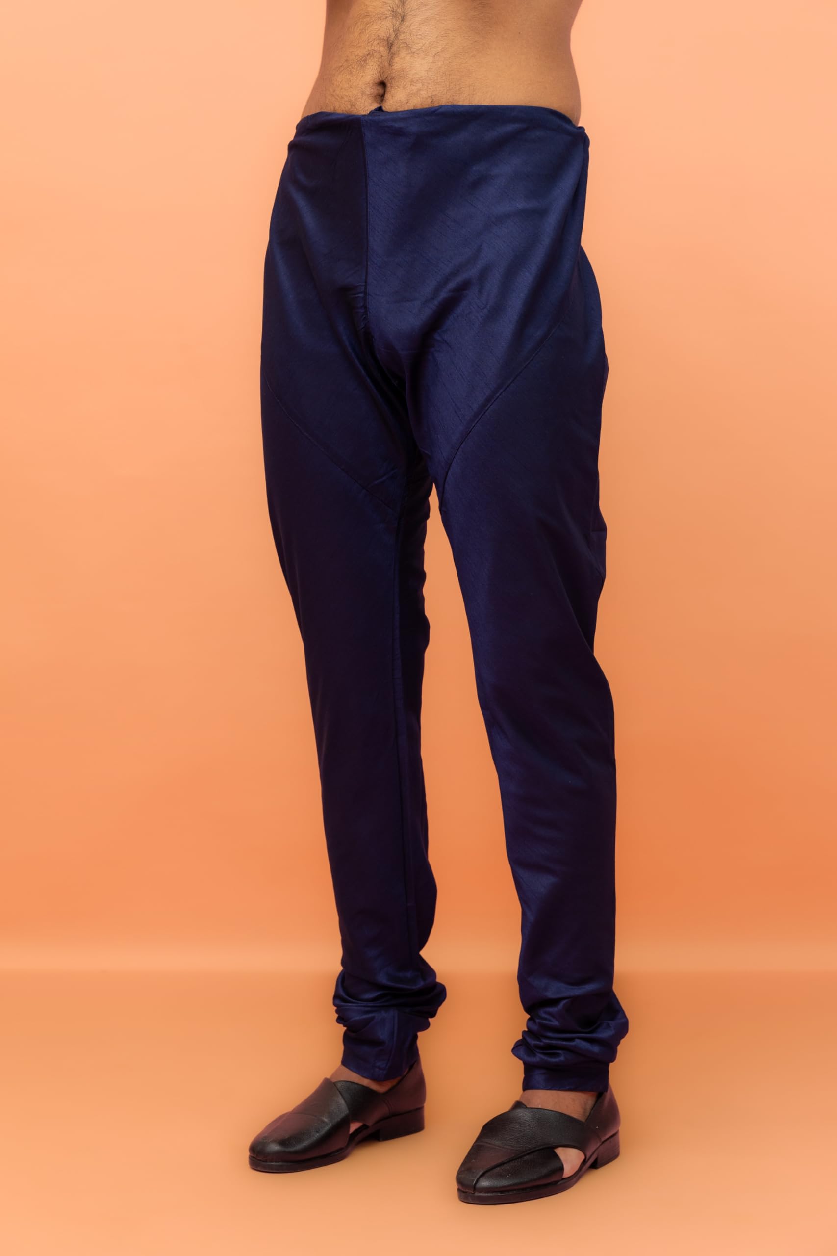 Kisah Men Woven Design Kurta Jacket Set, Full Sleaves, Knee Length, Straight, Regular Fit, Mandarin Collar Ethnic Wear