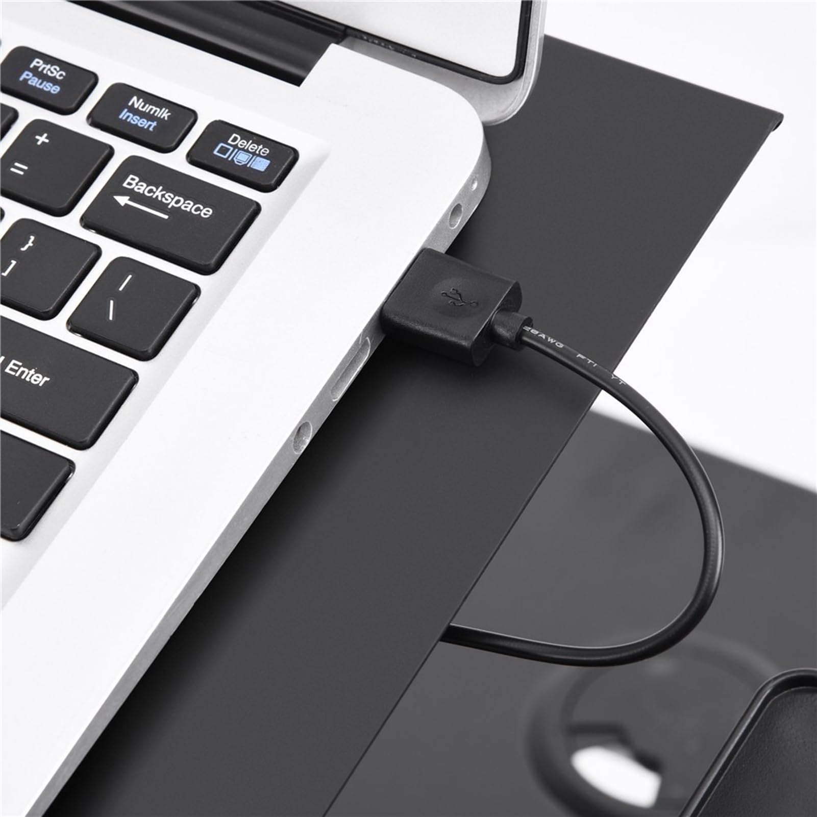 lyrlody Supporto per Laptop Scrivania per Laptop Regolabile Tavolo Pieghevole in Lega di Alluminio con Gambe Girevoli a 360 Gradi Doppie Ventole di Raffreddamento Vassoio per Mouse per Divano Letto