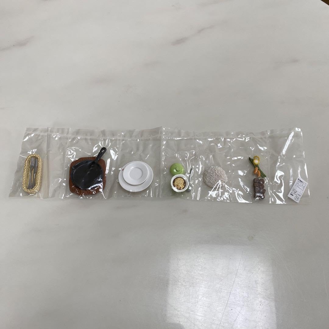 【シークレット】リーメント　みんなのファミレス　サイコロステーキ シークレット】リーメント みんなのファミレス サイコロステーキ