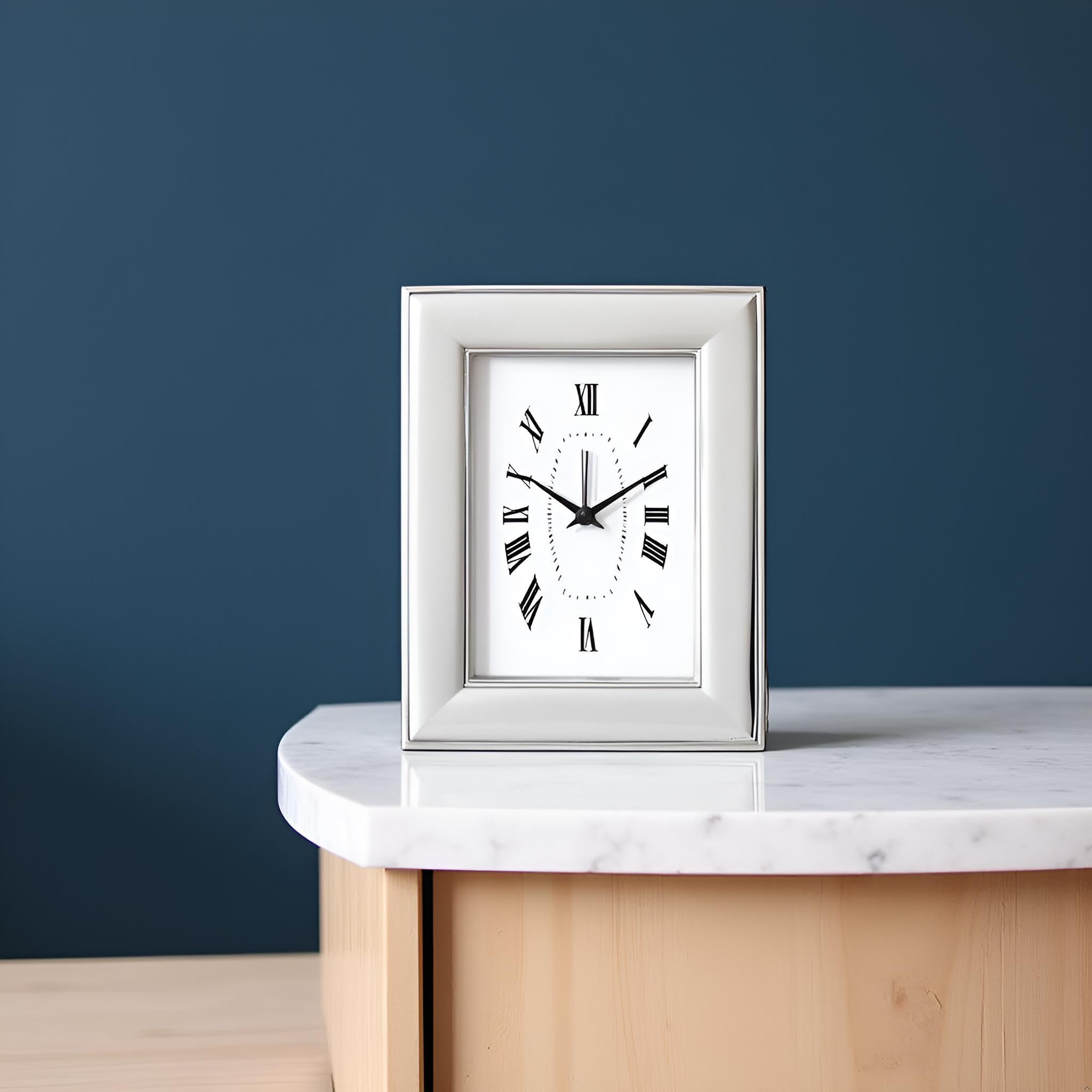 Argenteria MB Orologio da Tavolo con Funzione Sveglia in Legno con Cornice in Argento PVD, Personalizzabile con Incisione Inclusa
