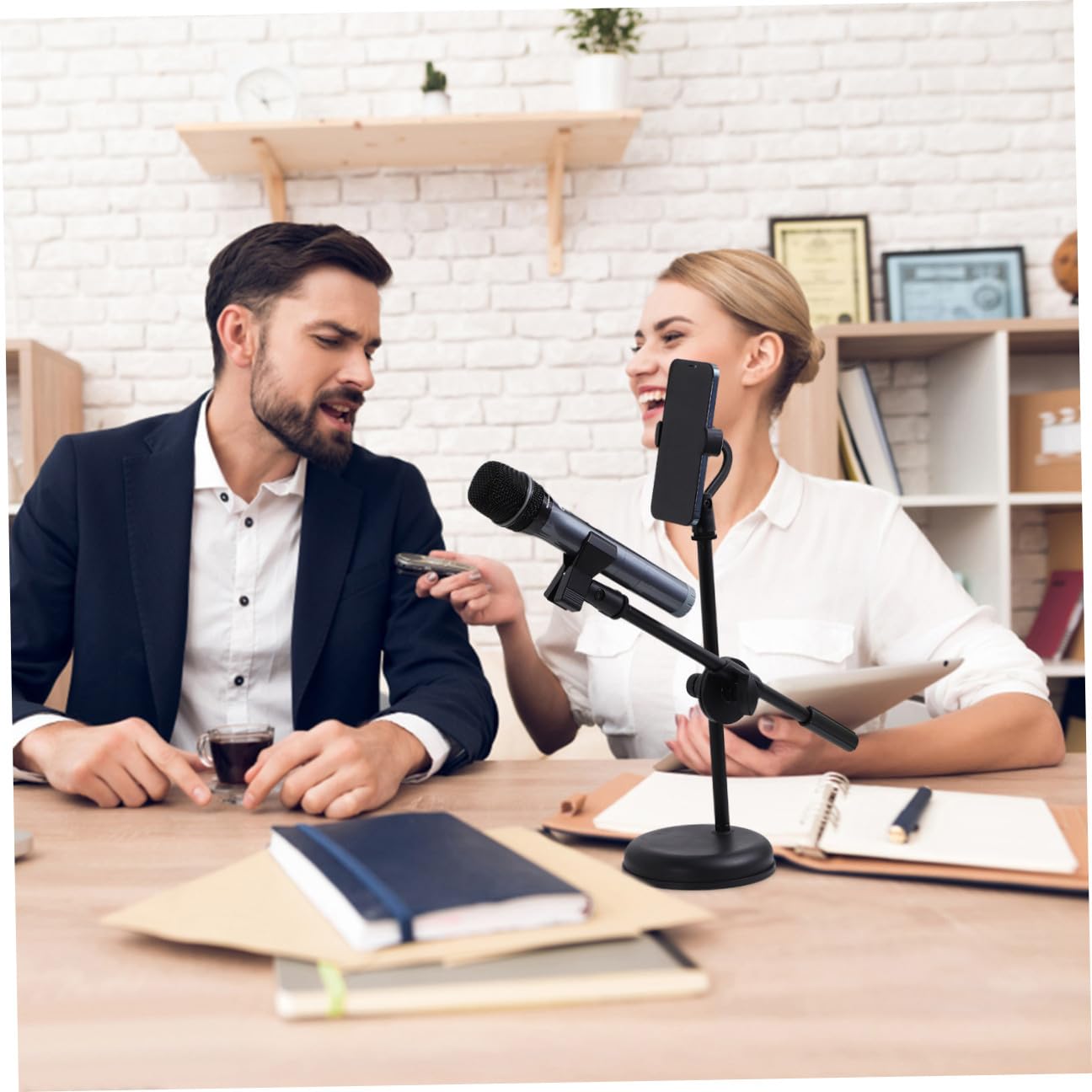 Mikrofonständer und Abnehmbarem Design Desktop Verstellbarer aus Kunststoff mit Handyhalterung für Home Recording und Broadcasting