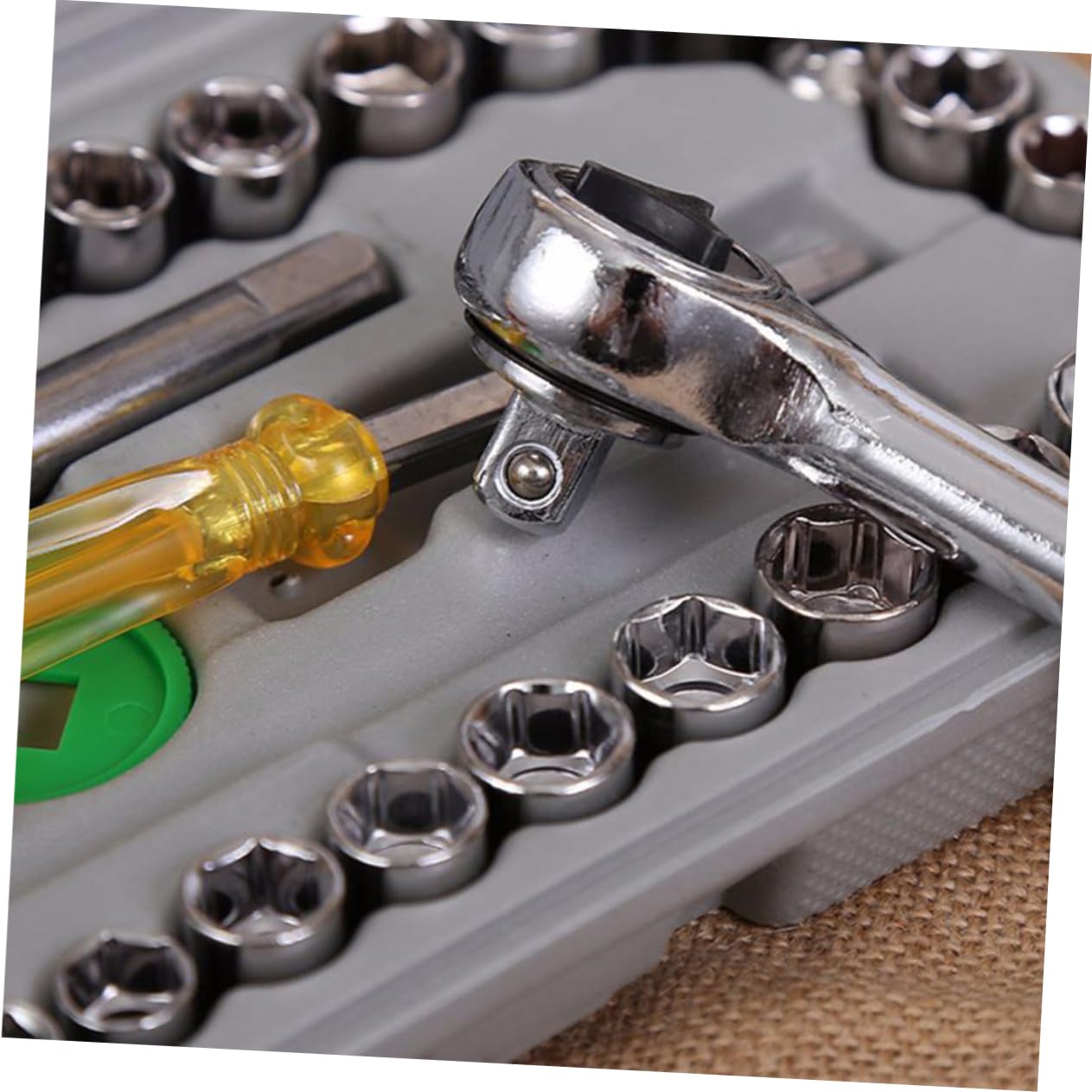 UPKOCH Set Di Chiavi A Bussola in Acciaio Carbonio Da 40 Pezzi Kit Di Riparazione Auto Utensile Manuale Con Manicotto Combinato Per La Manutenzione Del Veicolo Impugnatura Comoda