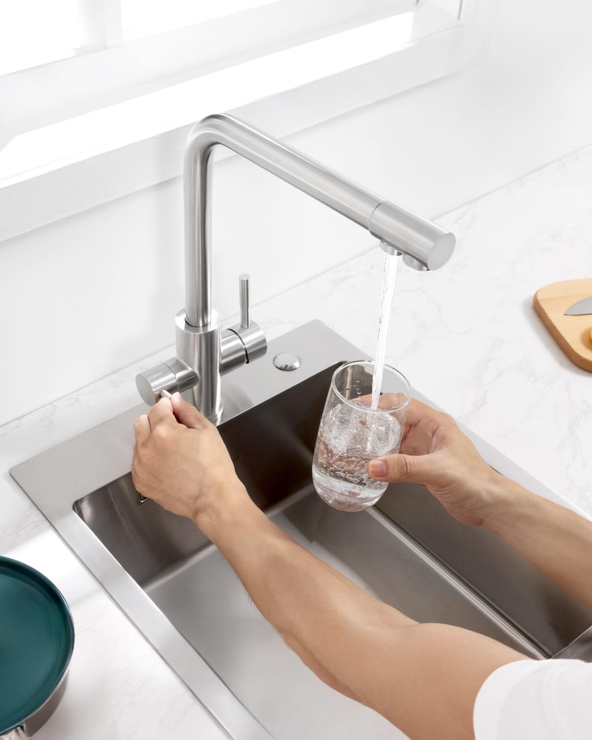 Rubinetto Cucina 3 Vie per Depuratore, Rubinetto Lavello Cucina Con 2 Leve, Miscelatore Cucina con Acqua Calda, Fredda e Acqua Purificata, Miscelatore 3 Vie Acciaio Inossidabile Spazzolato