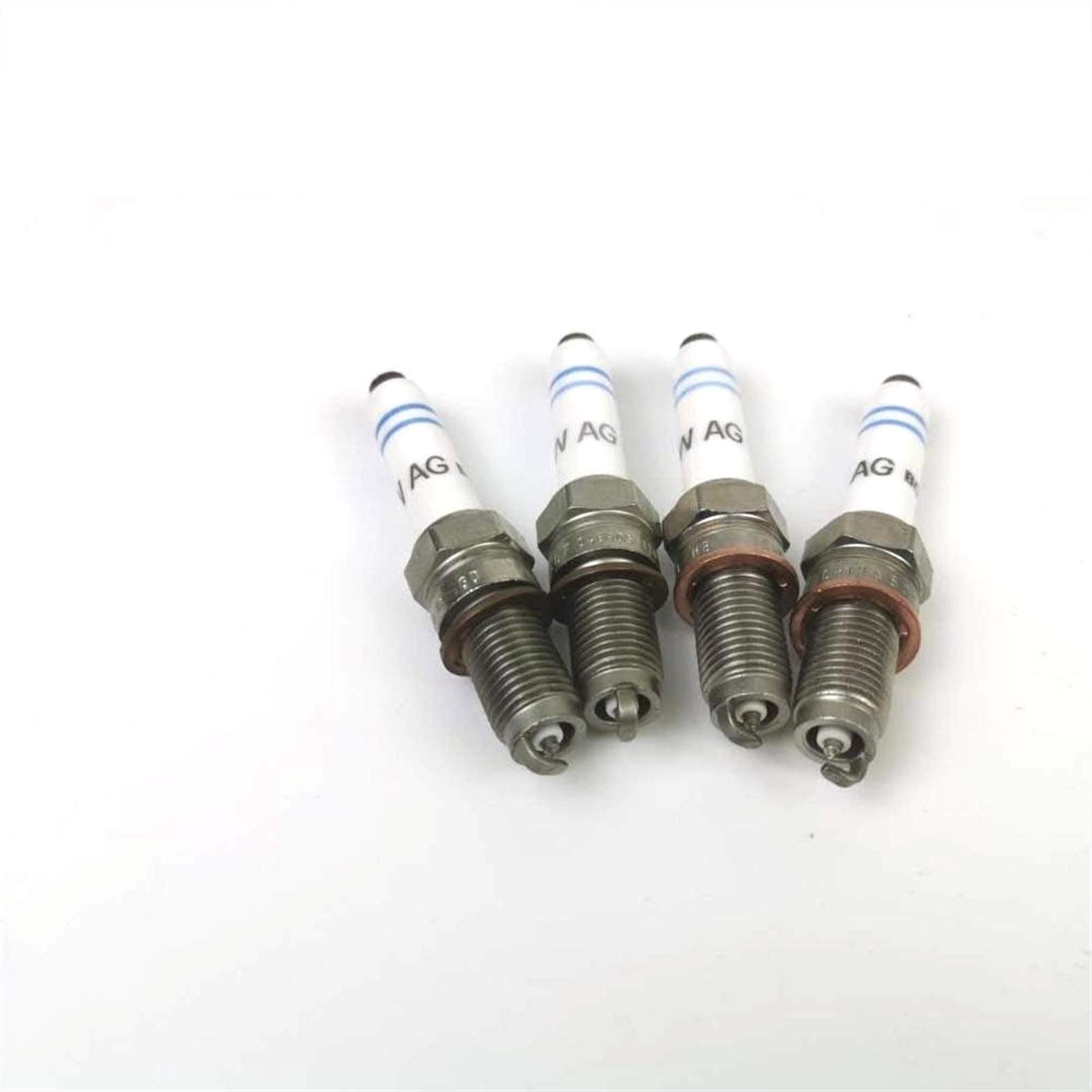 Bujía del Motor 4PCS Bujía para Audi A1 A3 Q3 Q2L para VW Golf MII Superb CITIGO Octavia Beetle OE 04E905602 04E905611 04E905612E