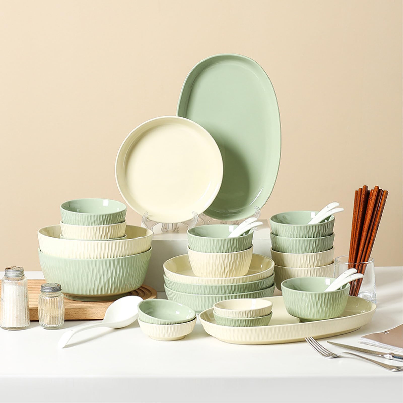 Set di piatti semplici nordici