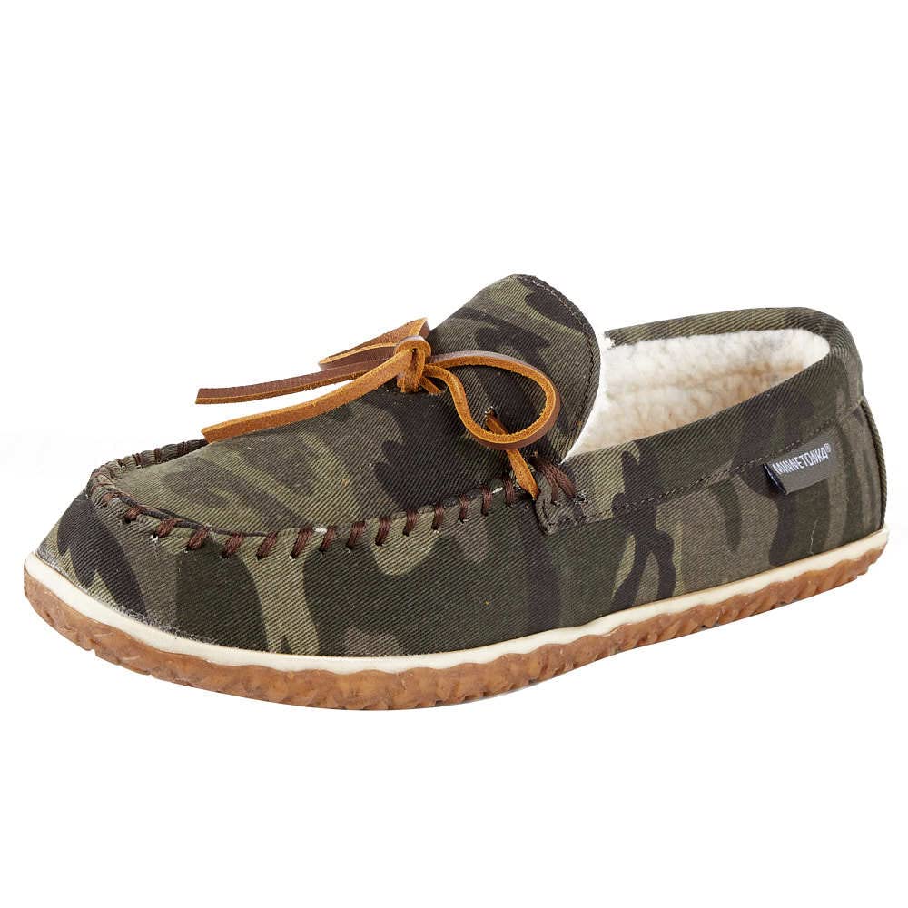 MinnetonkaMens TOMM Suede Leather Moccasins, Green Camo Print, 10