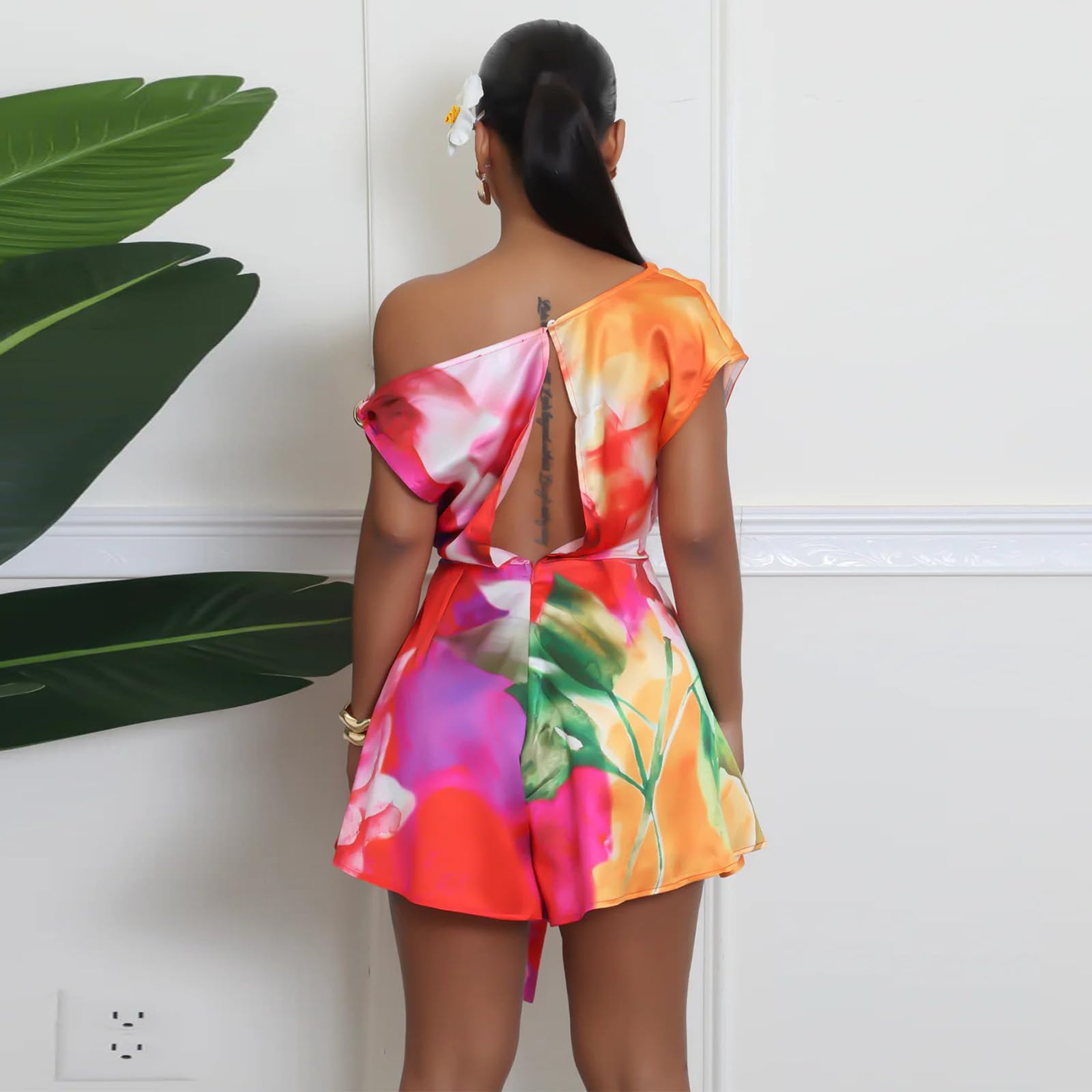 Combishort D'éTé DéContracté pour Femme ModèLe Sexy à Col AsyméTrique Découpes Et Ceinture Tenue De Vacances Et De Soirée