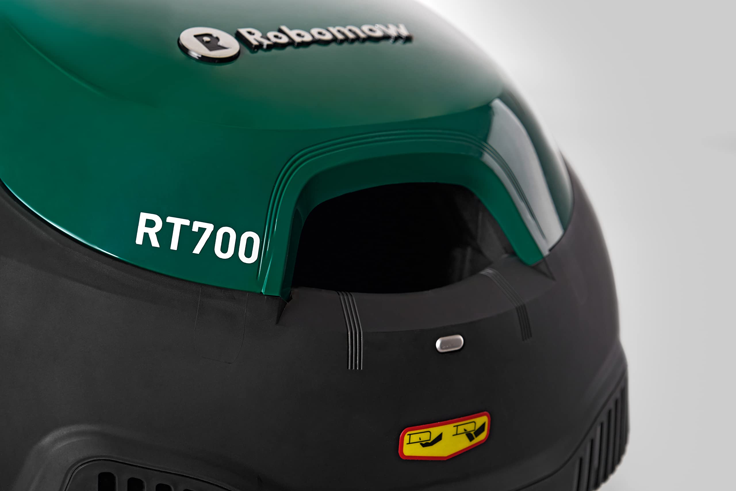 ROBOMOW RT700 Robotermäher/Rasenroboter für Flächen bis 700 qm | 4,3 Ah; 18cm Schnittbreite; einfache Installation, selbstreinigend und inkl. schwimmendem Mähdeck, Mulchreiniger, Grün