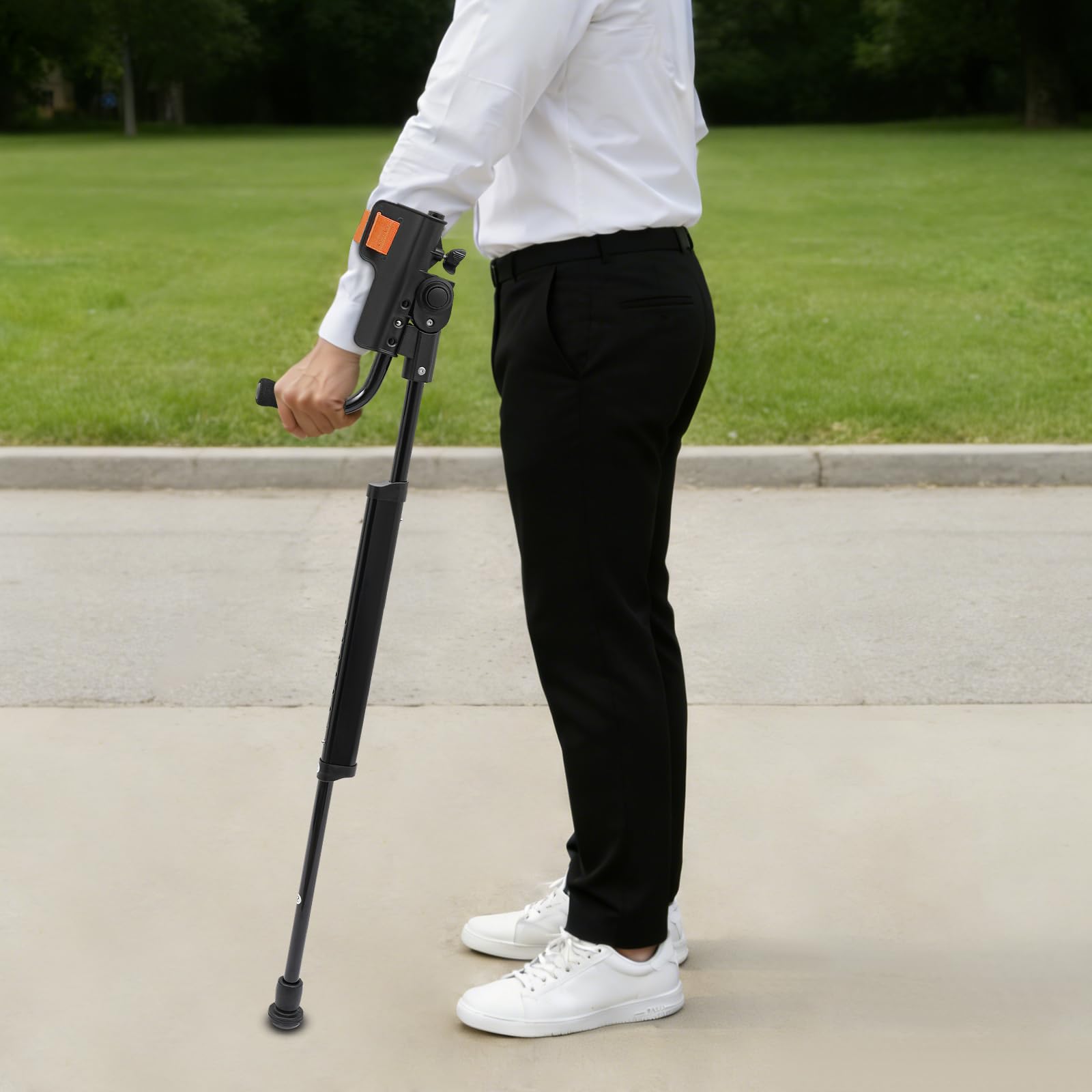 Stampelle di supporto per deambulazione, stampella ergonomica, stampelle per avambraccio regolabili con polsino, pedonale ortopedico fino a 100 kg per adulti