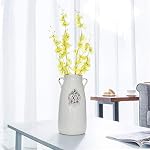 MyGift Vase en céramique blanche ferme avec poignée et scellement embossé, Vase de table en forme de jug antique, vase d'antique