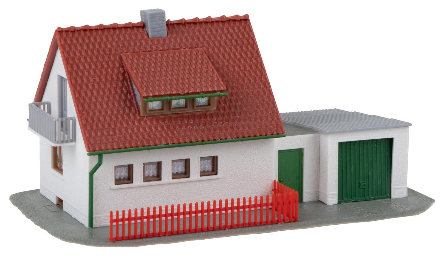 MKD Modern European house with garage - Model Kit MKD2020, Multicolor, HO Gauge
