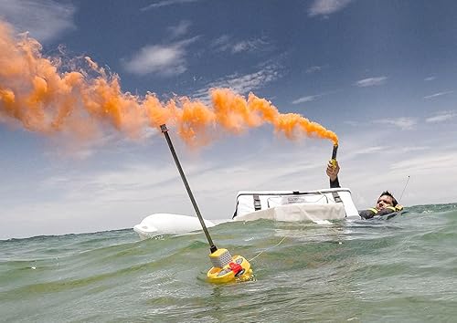 Miniatura 9 de RescueME EPIRB1 - EPIRB más pequeño para navegación con antena retráctil, soporte manual de liberación rápida y vida útil de más de 48 horas