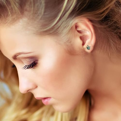Miniatura 4 de Pierce2GO Aretes tipo dormilona de acero inoxidable con símbolo 420, hoja de maceta verde, aretes de acero quirúrgico para mujeres y hombres, juego