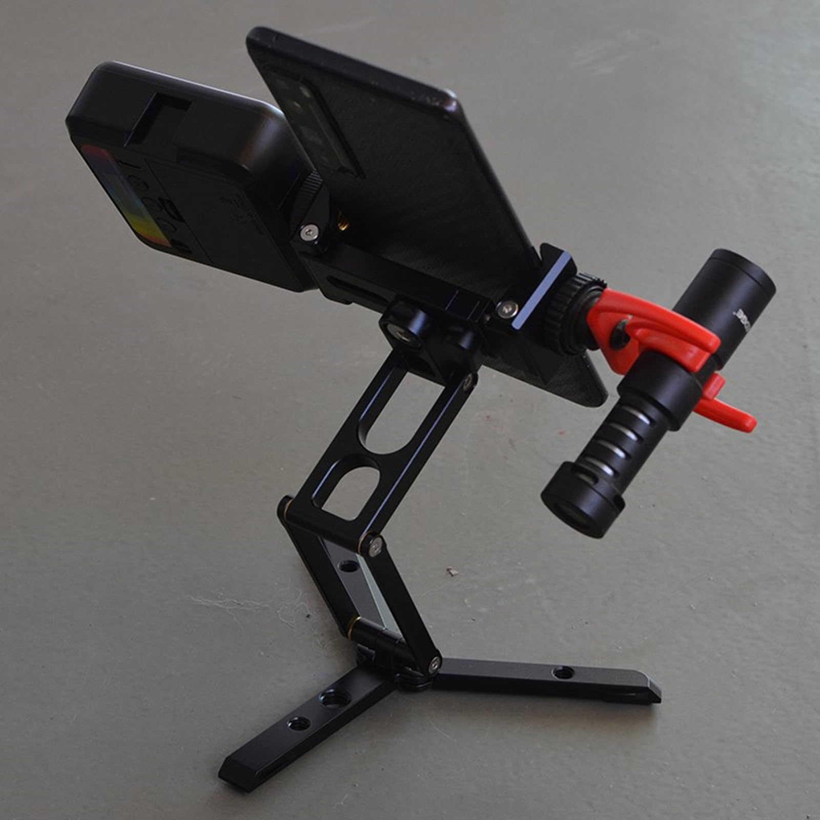 Metallo Supporto Del Telefono Pieghevole Treppiede 1/4 "3/8" Rilascio Rapido Verticale Orizzontale Ripresa per gli Amanti della Fotografia