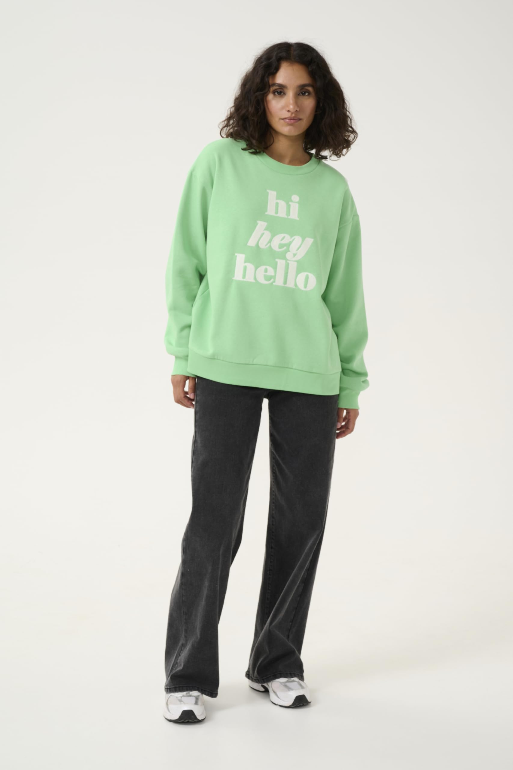KAFFE Women's Sweatshirt Statement Print Crew Neck Long Sleeves Regular Fit Femme