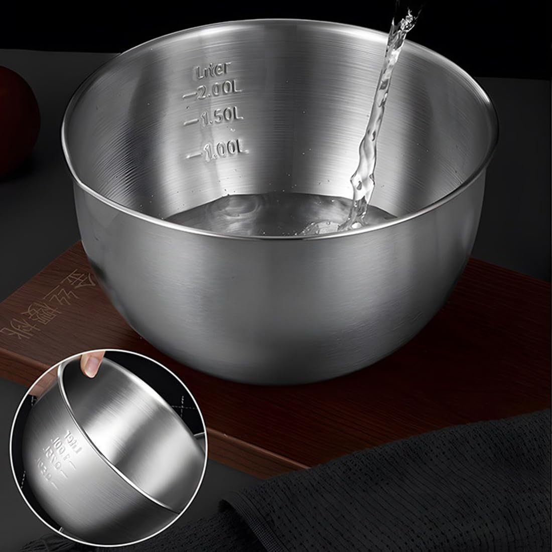 Confezione da 2 ciotole in acciaio inox, 1500 ml e 2500 ml, set da cucina con beccuccio e indicatore di misurazione, ciotole profonde in metallo antispruzzo per cuocere, cucinare, lavare