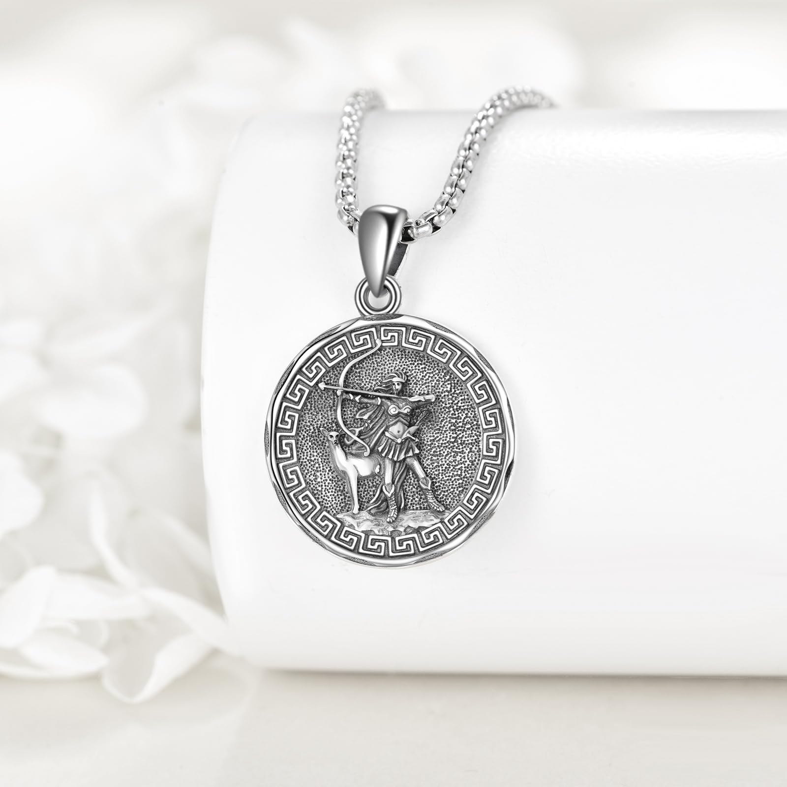 YFN Collar de Dios Griego de plata de ley con colgante protector religioso para mujeres y hombres