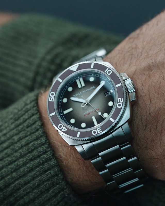 Amazon.com: Spinnaker Men's 42mm Hull Diver Automatic Harvest