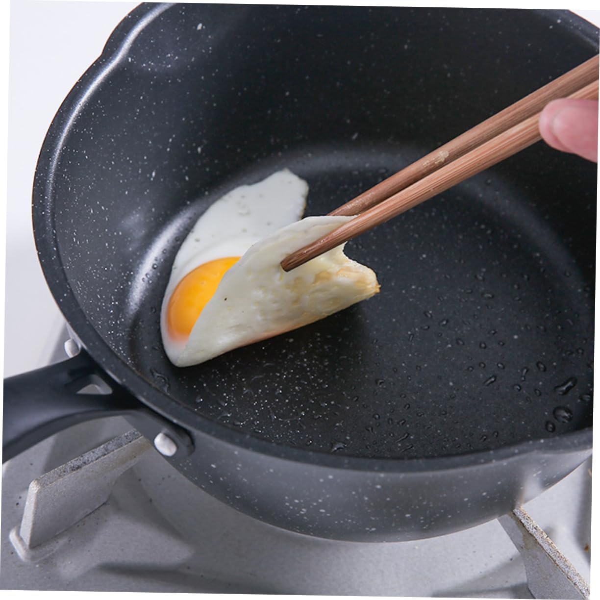 Alipis Non-stick Pan Aluminum Alloy Frying Pan for Shape for Easy Flipping Suitable for Fire Stove and Induction Cookers