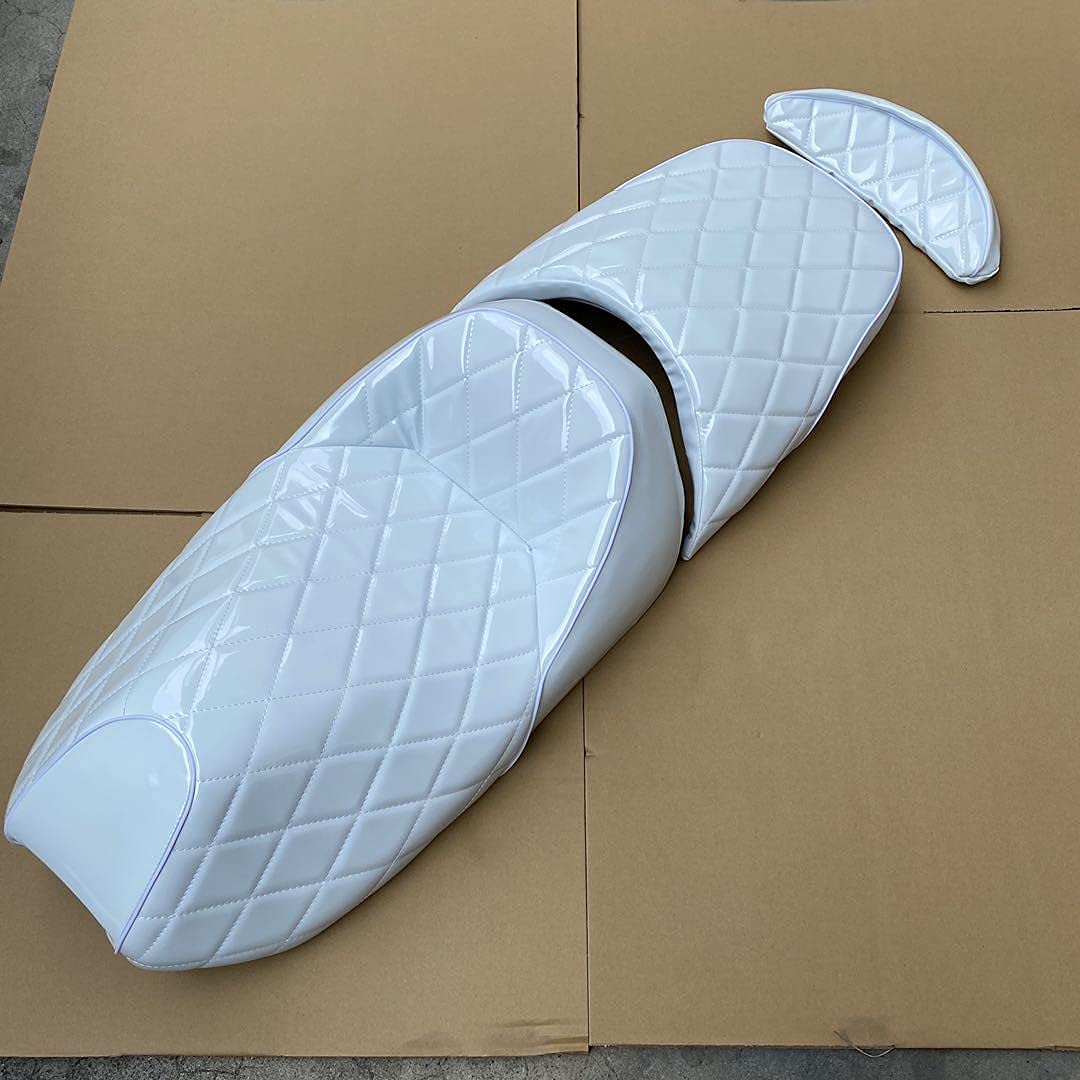 sg03jマジェスティー 美品シート　社外 YAMAHA ヤマハ マジェスティ250 マジェスティC SG03J タック