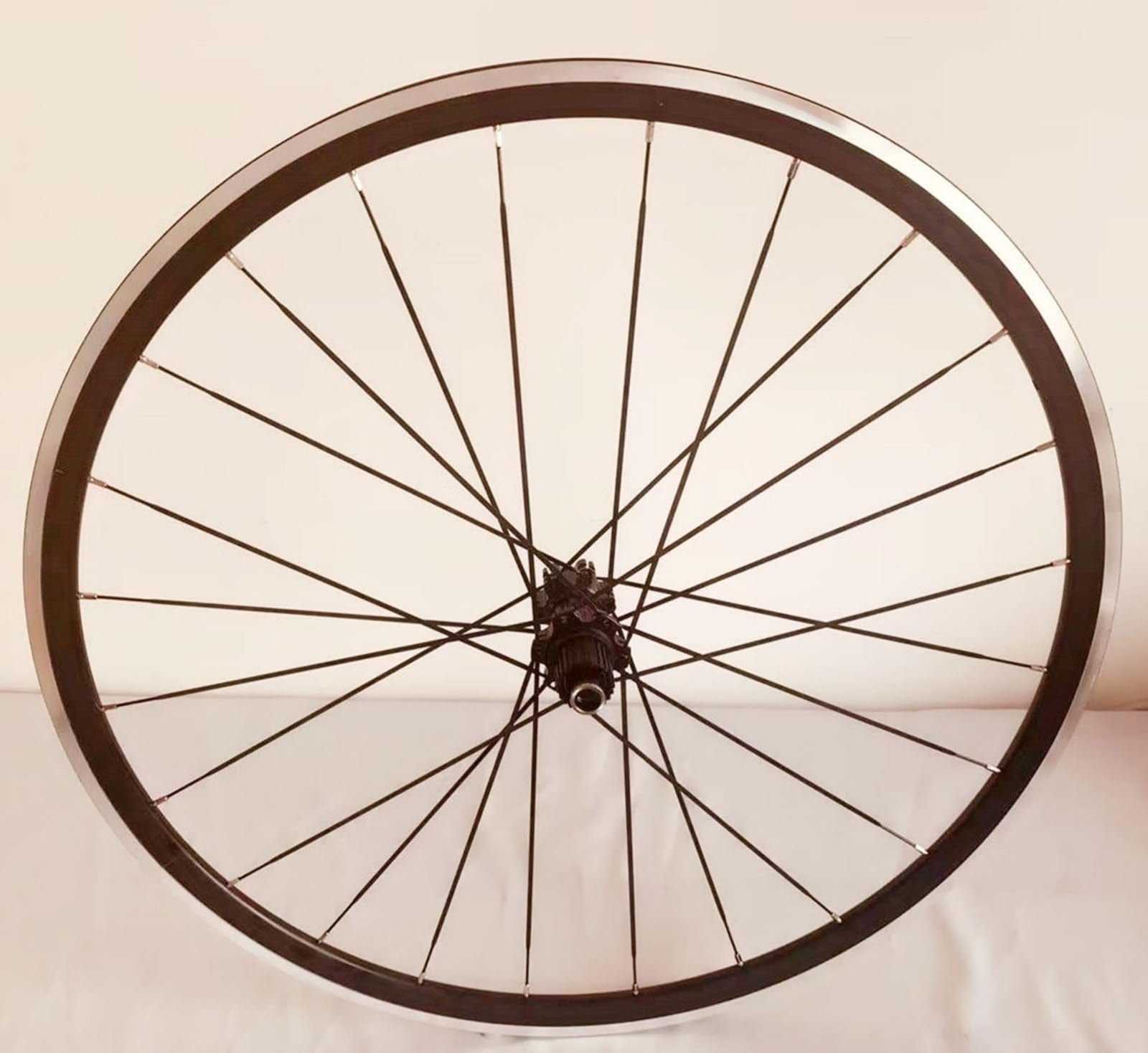 Fahrrad-Laufräder Rennrad-Laufradsatz mit 27 mm 700C-Felgen, gerader Zugbremse, Sechs-Laufrad-Aluminiumfelge, 8/9/10/11-fach Kassette, 24 Löcher (Thru-axle-700C/27MM)