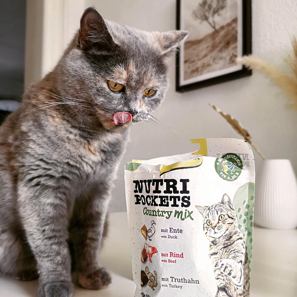 GimCat Nutri Pockets Country Mix Snack croccante per gatti con ripieno cremoso 150 g