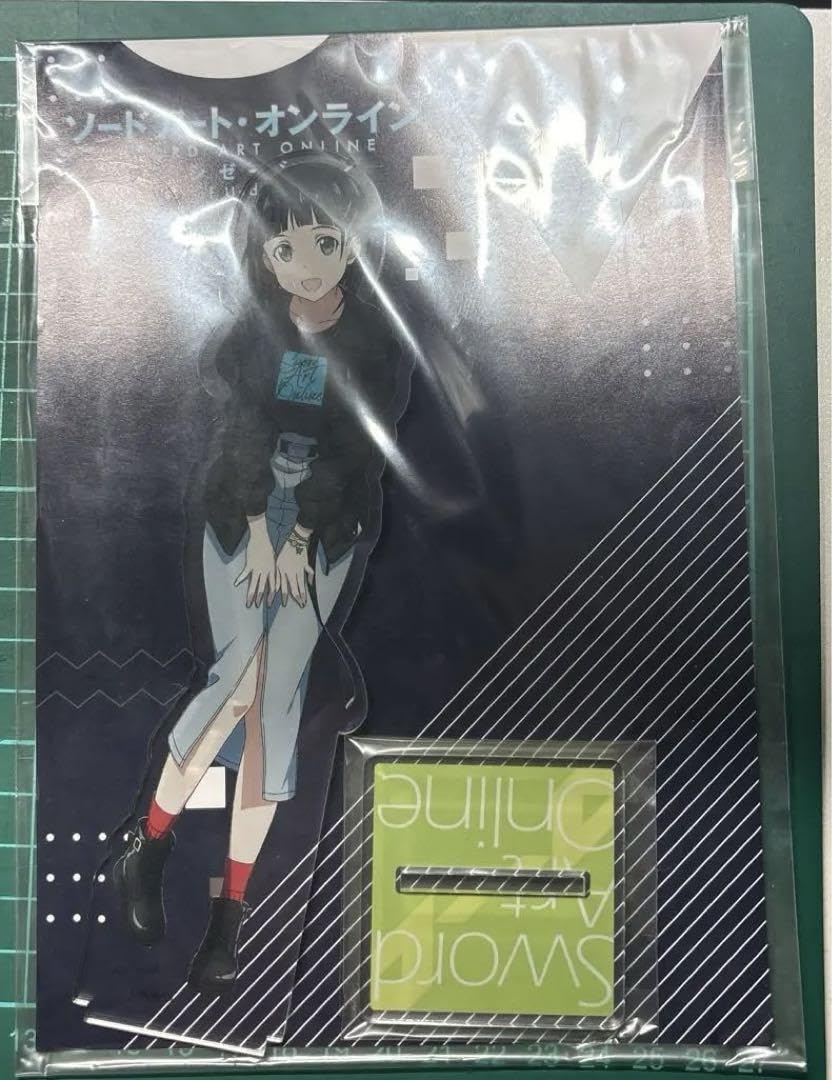 桐ヶ谷直葉　クリアカード　SAO 正規品　希少 桐ヶ谷直葉 クリアカード SAO 正規品 希少 Amazon.co.jp: Q-six