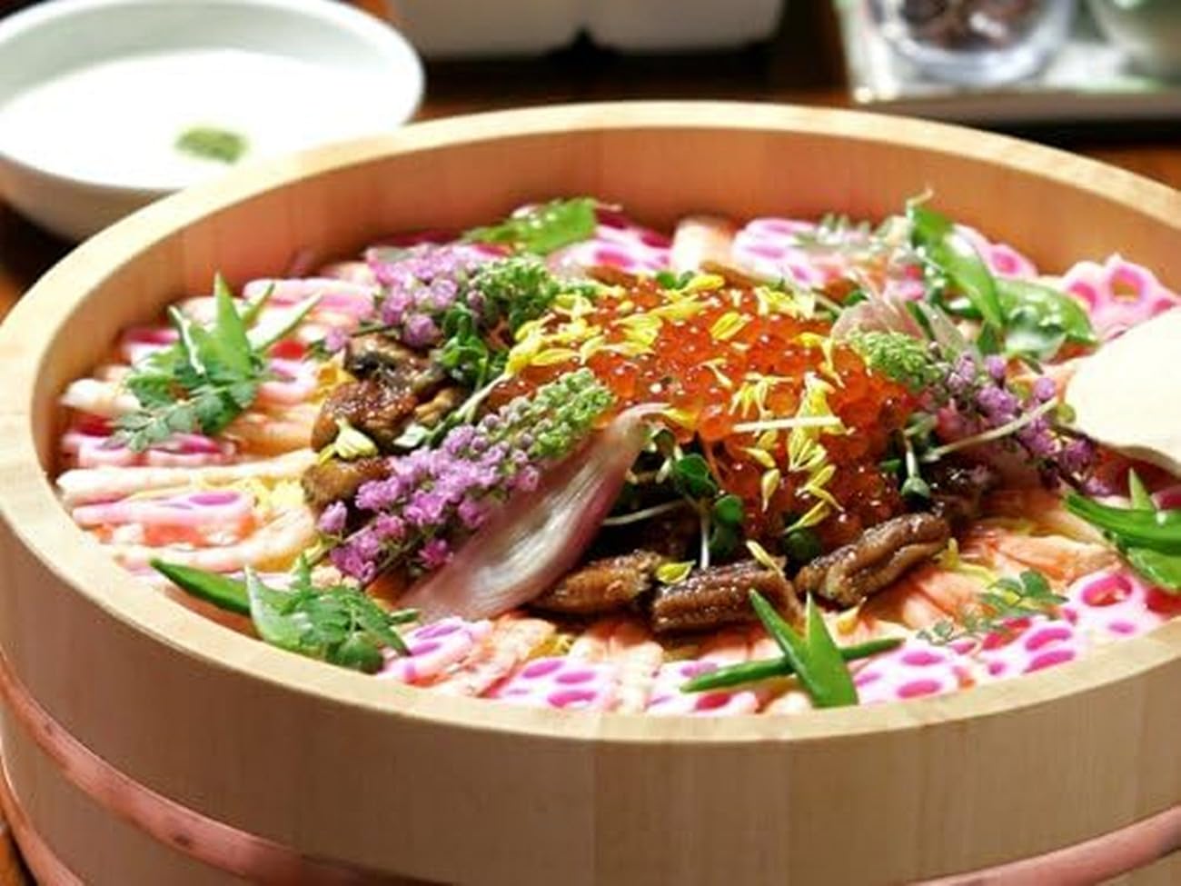 年末年始SALE！お正月やお盆やお祭りに大活躍　木曽サワラ飯切り蓋付き30cm 年末年始SALE！お正月やお盆やお祭りに大活躍 木曽サワラ飯切り蓋付き