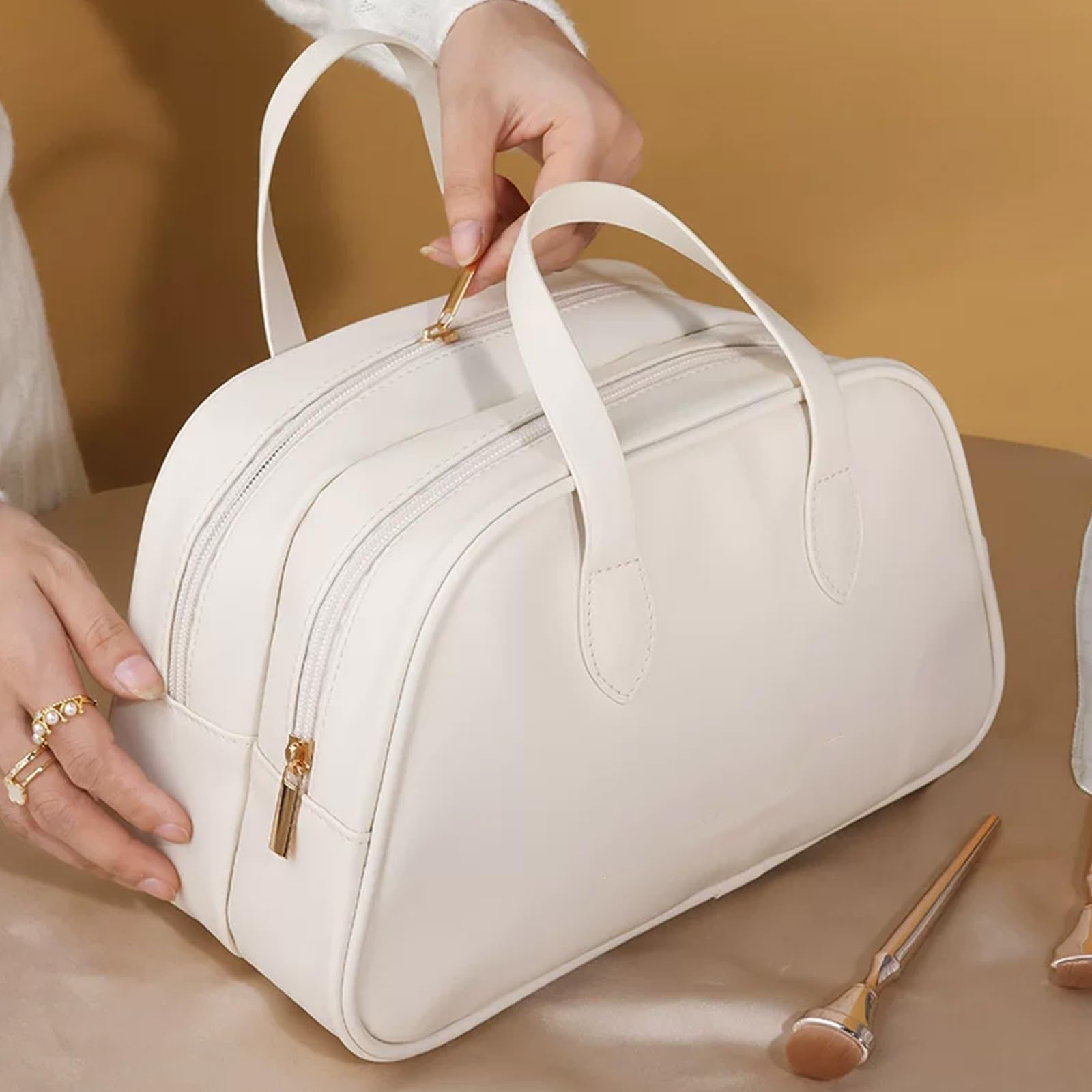 Borsa Porta Trucchi Portatile, Borsa da Toilette Trapuntata, in Similpelle PU Impermeabile, con Doppio Scomparto, Cuciture Precise e Robuste Maniglie per Il Trasporto