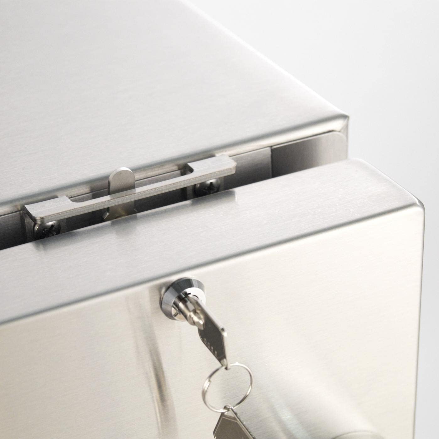 Firemagic Outdoor Rated Refrigerator With Left Door Hinge on Fridge.com - View 4