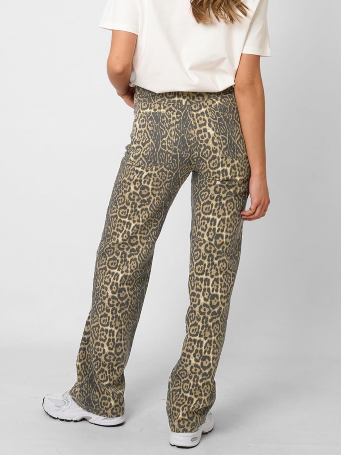 Women's Y2K Oversized Baggy Leopard Print Wide Straight Leg Jeans Stretchy High Waisted Cheetah Cargo Denim Pants - Image 5