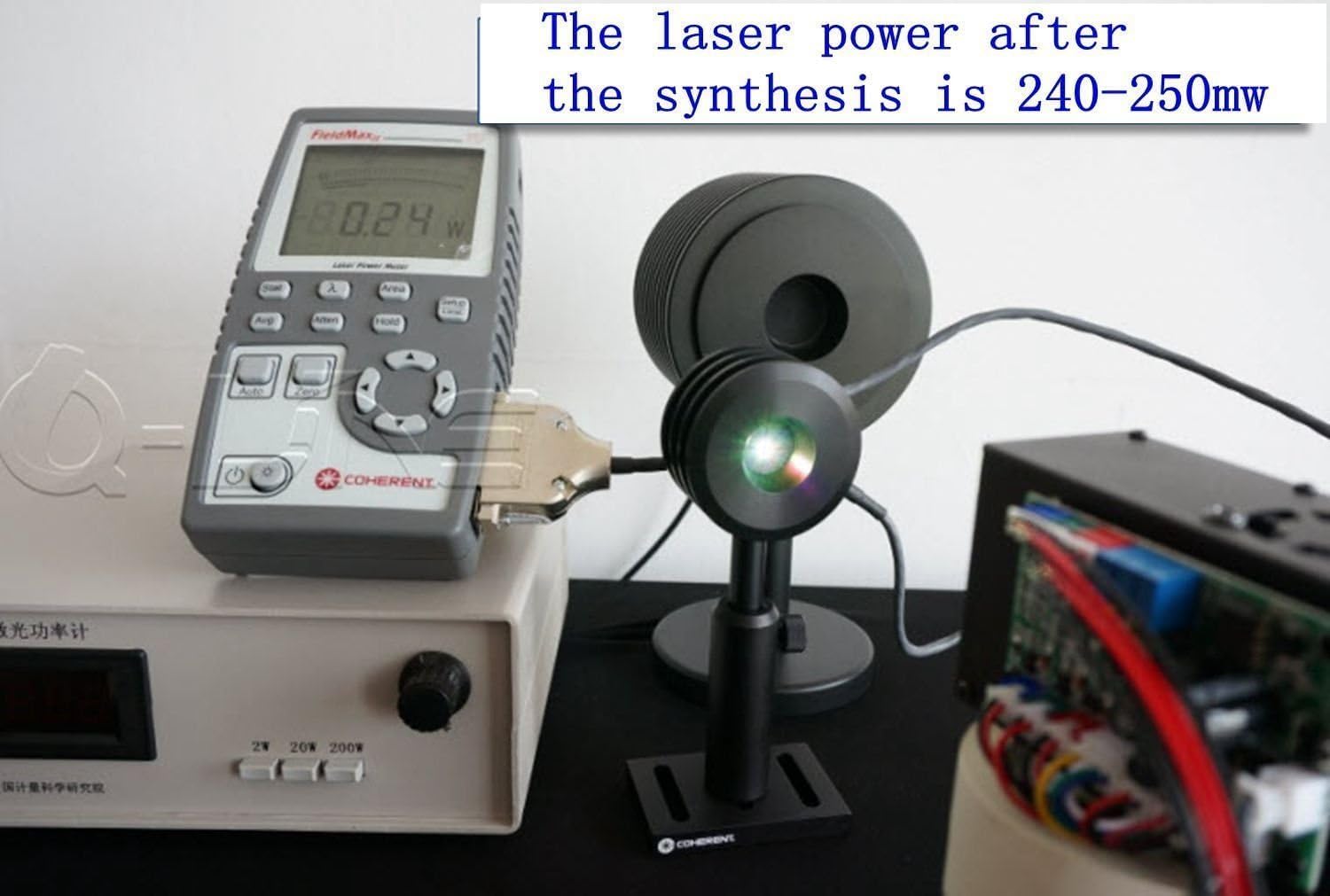 450nm/658nm/532nm RGB Rot/Grün/Blau/Reflect Weiß 400-500mw Mini-Laser-Modul mit 12V TTL & Fan Cooling & Driver aus