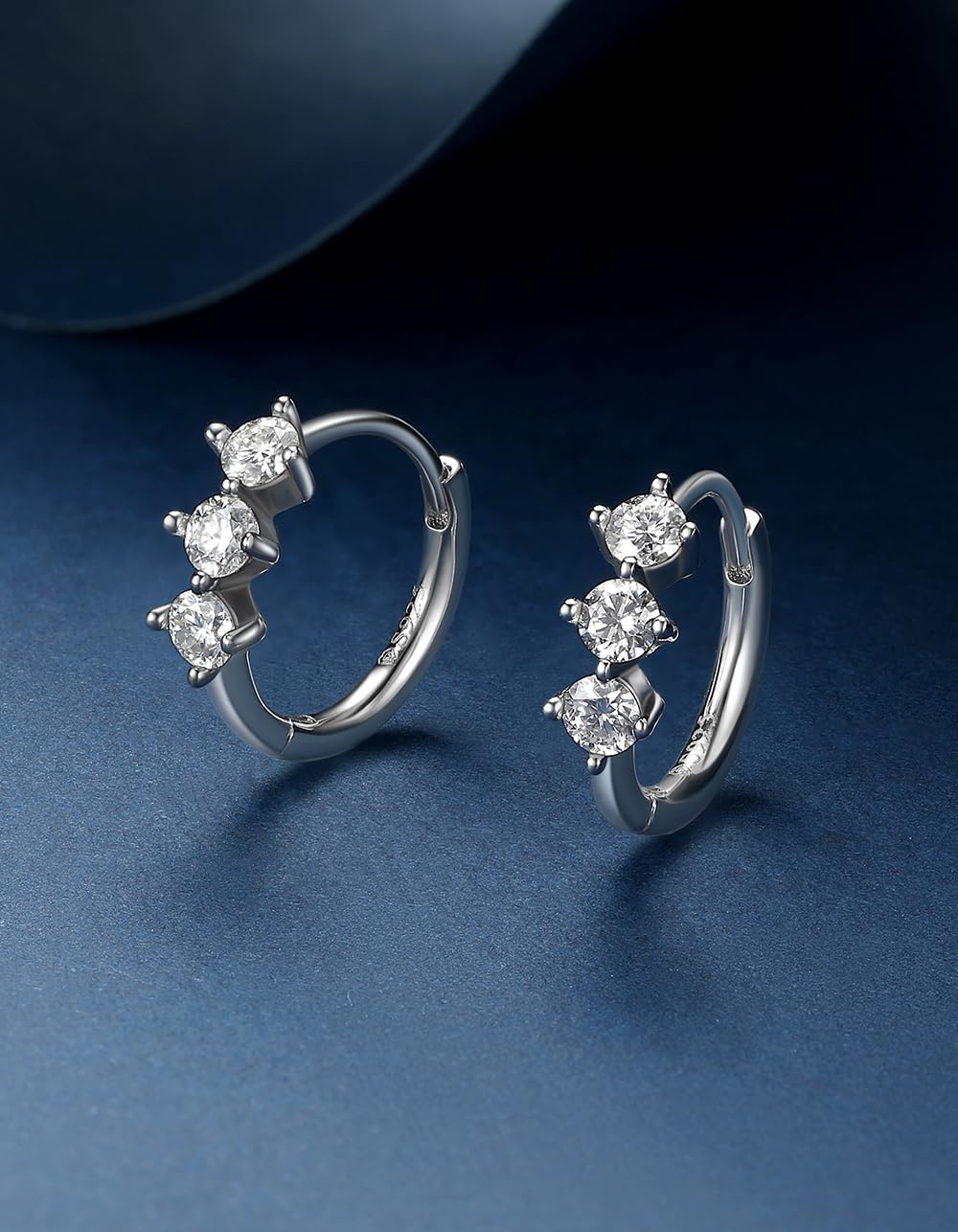 Momentwish Orecchini Moissanite Appesi, 2 Carati Orecchini Cerchio Dacon Pendente Argento 925 Orecchini Anallergici Donna Simulato Diamante Brillanti