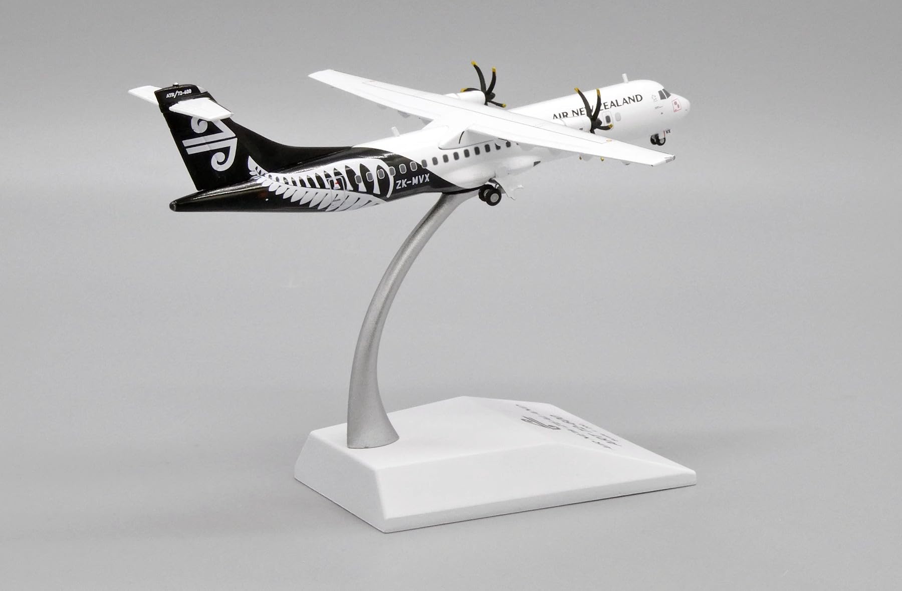 Amazon | JC Wings 1:200 XX20072 Air New Zealand ニュージーランド