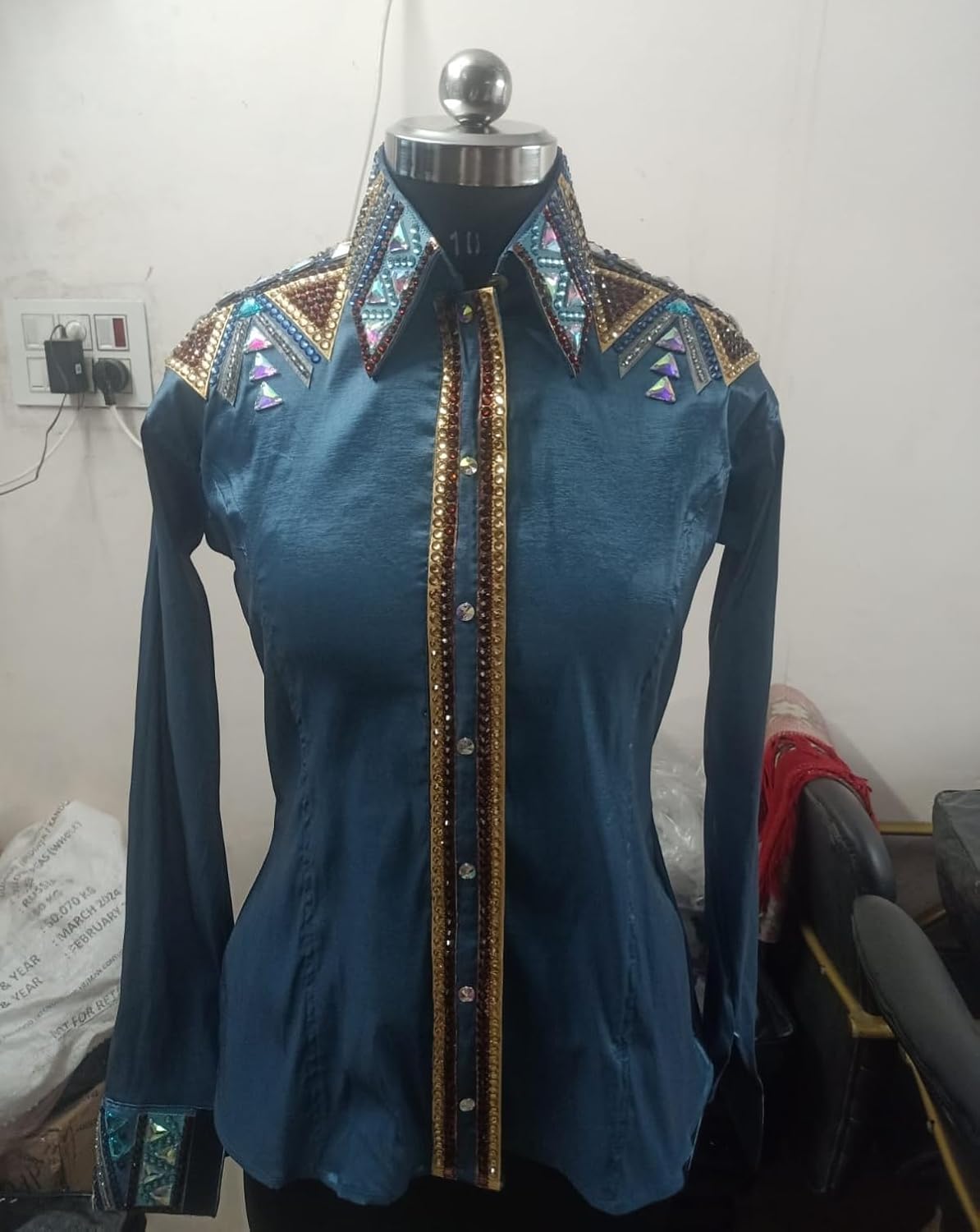 Western Women Showmanship Jackets Show Jackets Glass Stone Embedded Handmade Embroidery Equestrian Outfit For Women