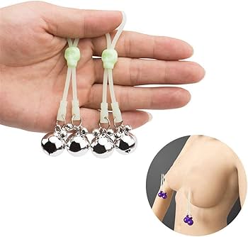 Jinsiy olat bilan bokira qinga kiring Bir kunlik kvartirada yashirin kamerali jinsiy aloqa