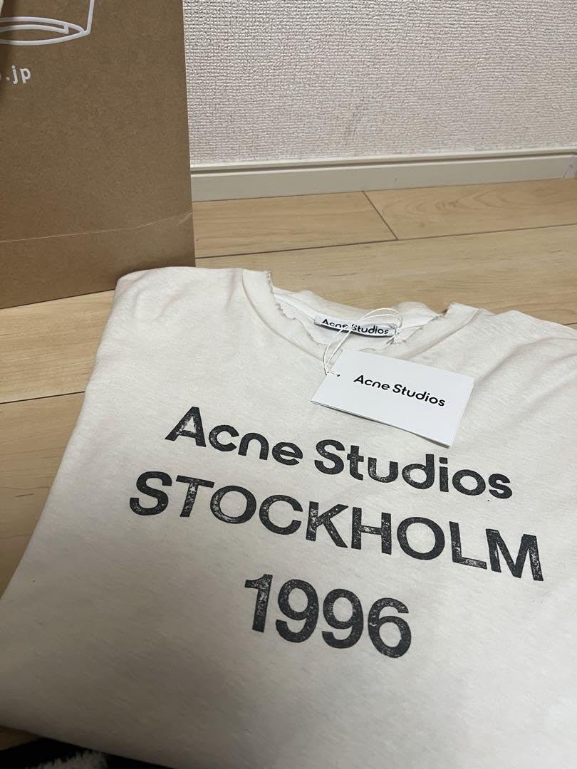 Amazon.co.jp: Acne Studios ビンテージロンTサイズM twiceサナ着用 