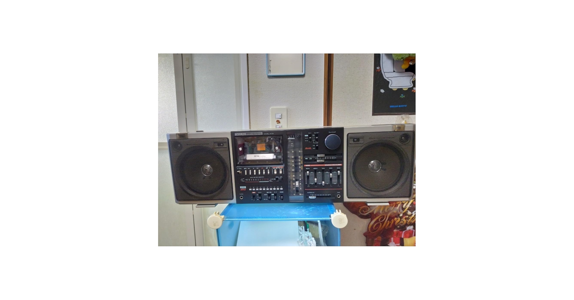 希少！ ダイヤトーンメタル対応ラジカセ初イコライザー搭載！ JR-911 作動品 Amazon.co.jp: ダイヤトーン メタル対応 ラジカセ初グラフィック