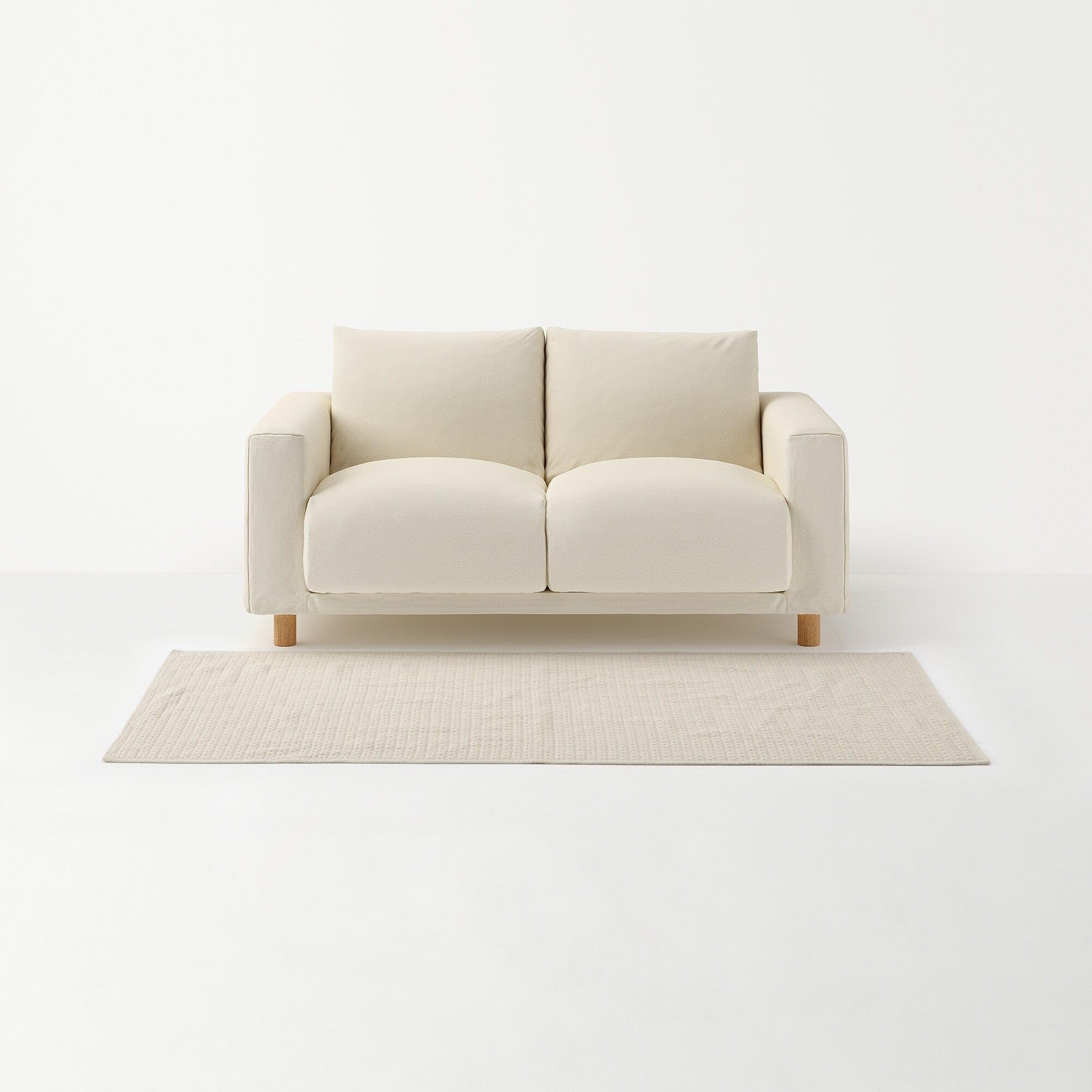 Amazon｜無印良品 洗いざらしの綿キルティングラグ 140×195cm・ライト