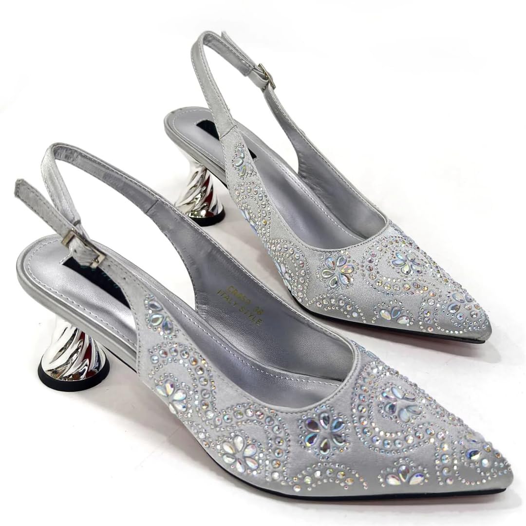 Scarpe da sposa a punta e borsa piena di diamanti decorazione cuscino borsa
