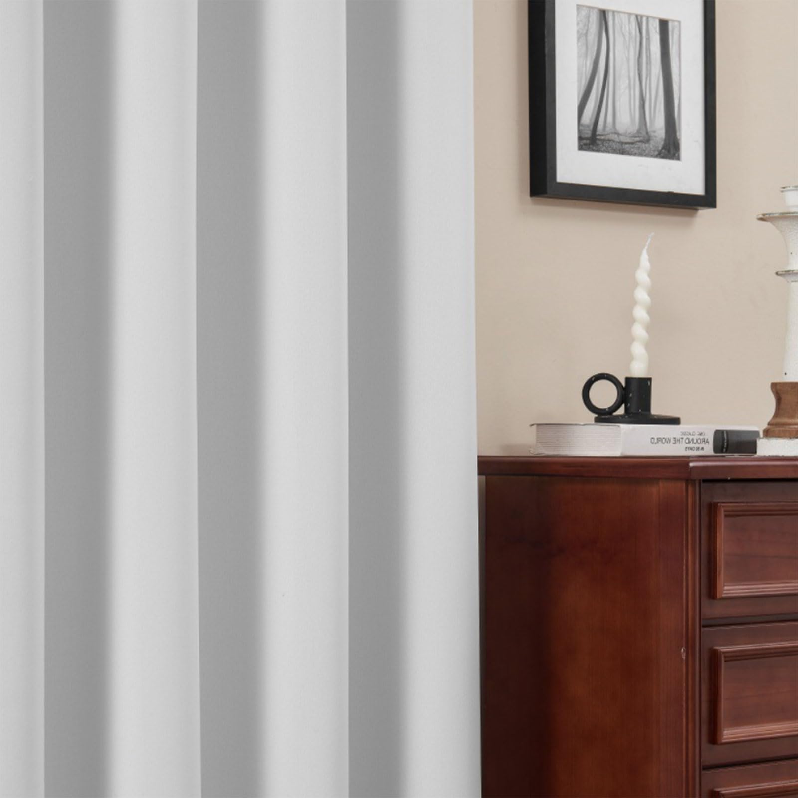 GUOJUN Cortinas Opacas 140 x 270 cm Modernas Opacas con Ojales Cortinas Blackout Anti Luz Acustico Privacidad para Habitacion Salón Balcón, Blanco