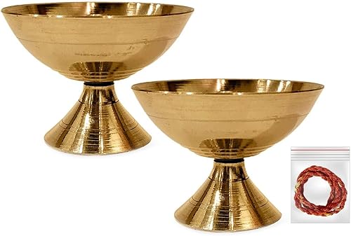 Craftsman Satvik - Juego de 2 piezas de latón hecho a mano Pyali Diya lámpara de aceite ornamental Deepak Payali Deepam Kutthu Vilakku India
