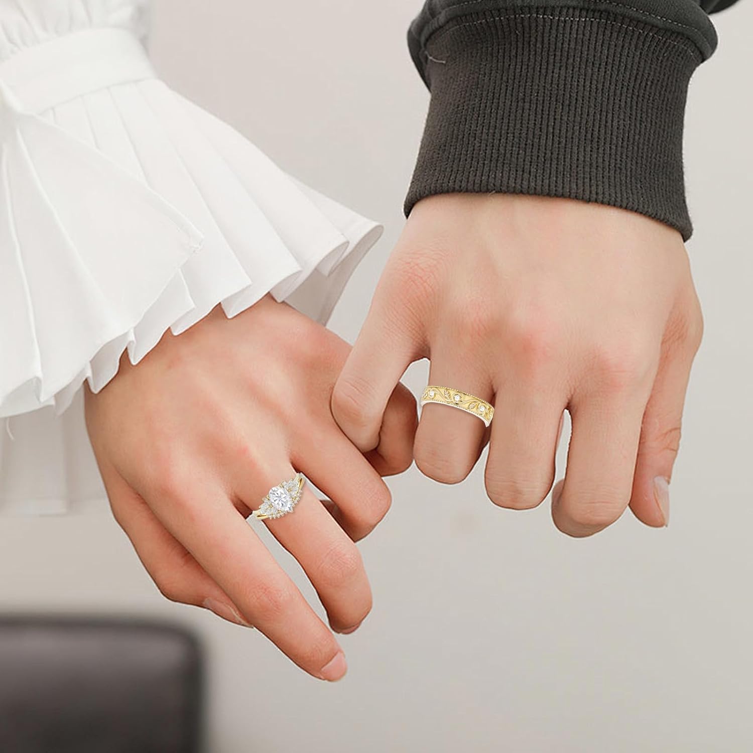 Moissanite Couple Wedding Ring Set for Her and Him S925 Silver 10K 14K 18K Yellwo/Black Gold Moissanite Couple Matching Engagement Ring Set for Men and Women 3pcs Anniversary Bridal Rings Sets