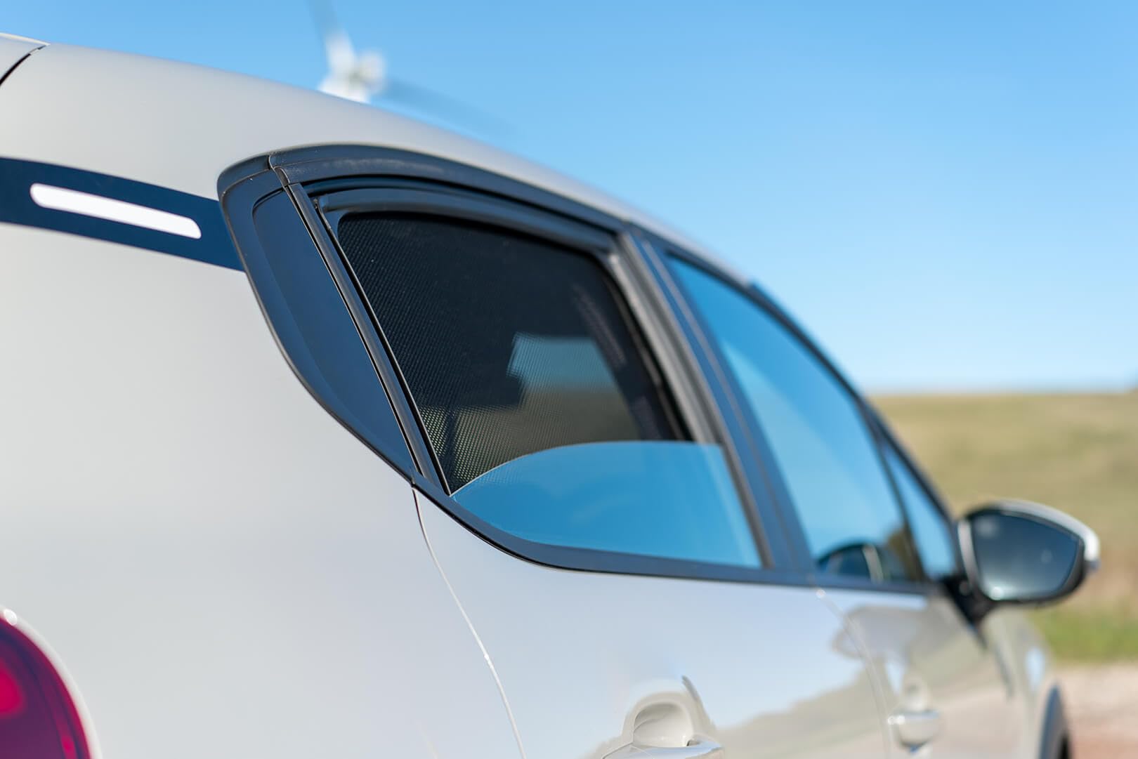 Set de Car Shades (Portes arrières) Compatible avec Citroen C3 5 Portes 2016-2024 (2-pièces) Pare-Soleil sur Mesure pour Voiture