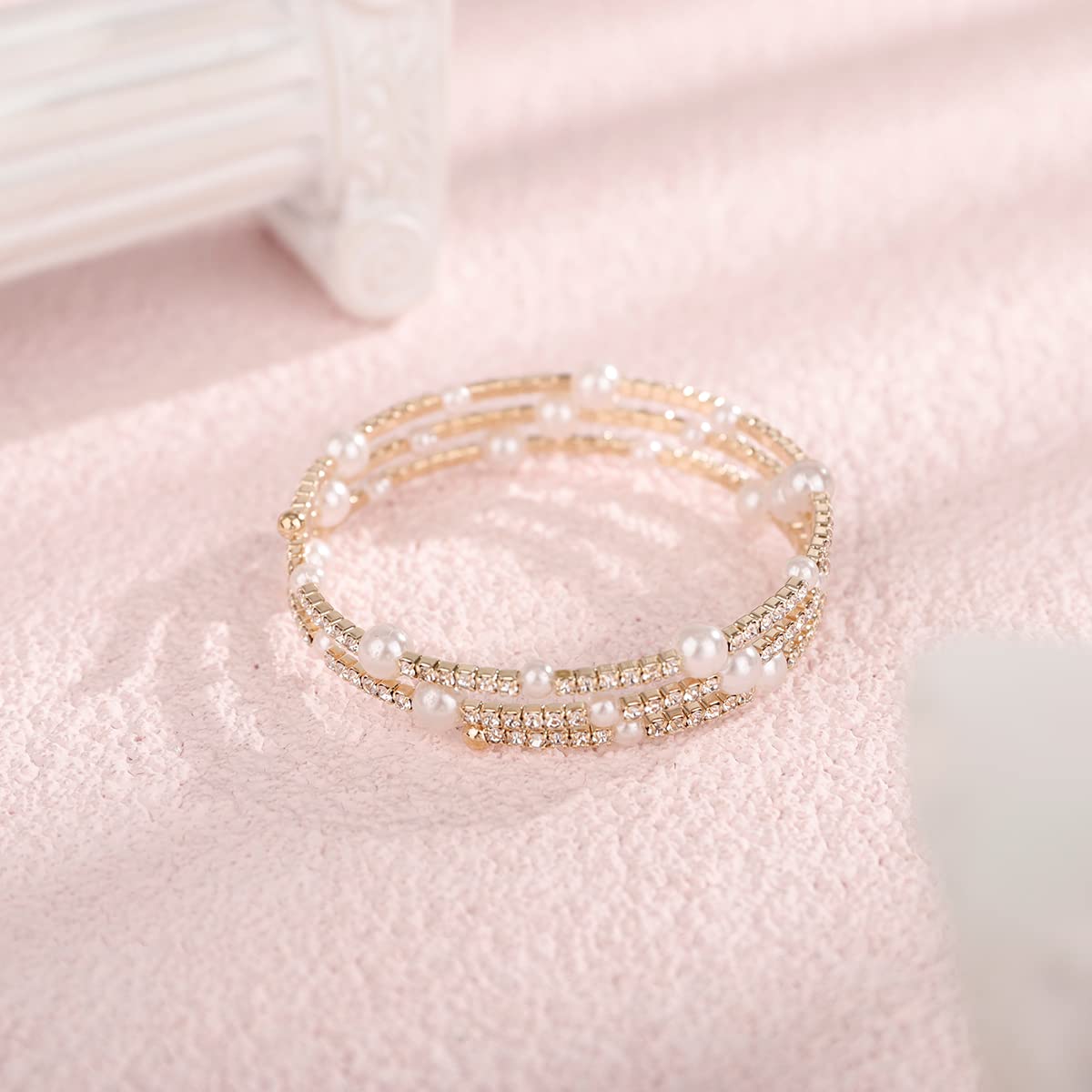 Pulseras bohemias de perlas sintéticas para mujer, pulseras ajustables en capas para niñas, diamantes de imitación de cristal, joyería de mano para novia, boda, cadenas elásticas de mano 5
